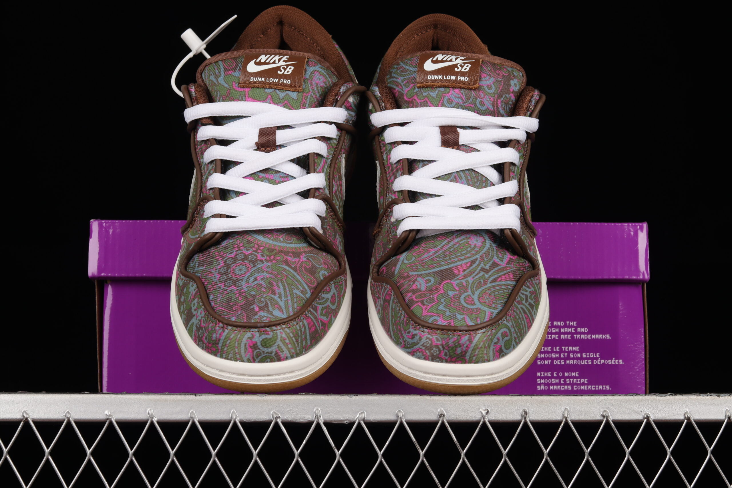 Nike SB Dunk Low Pro Paisley Brown