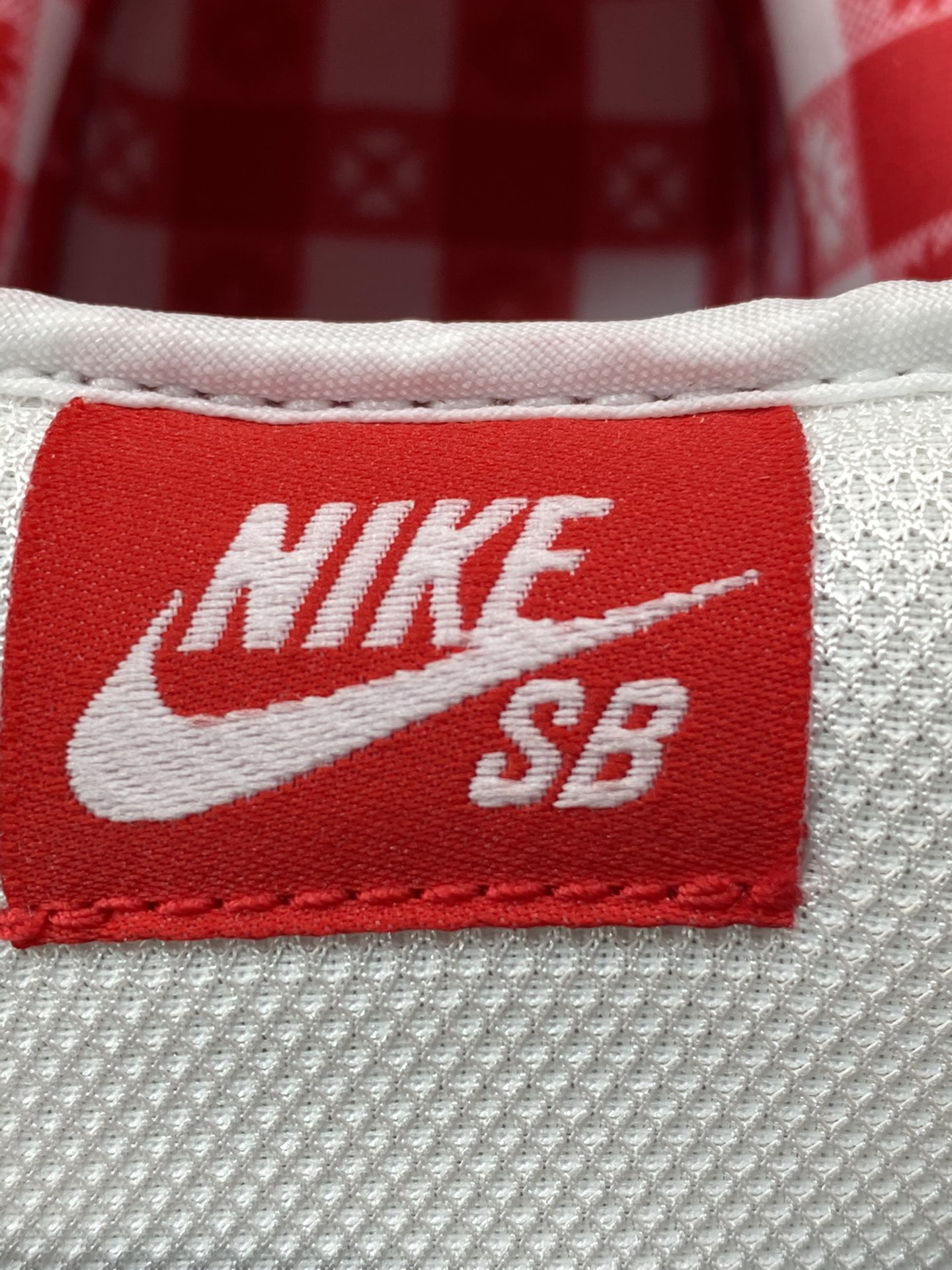 Nike Dunk SB Low Red Lobster