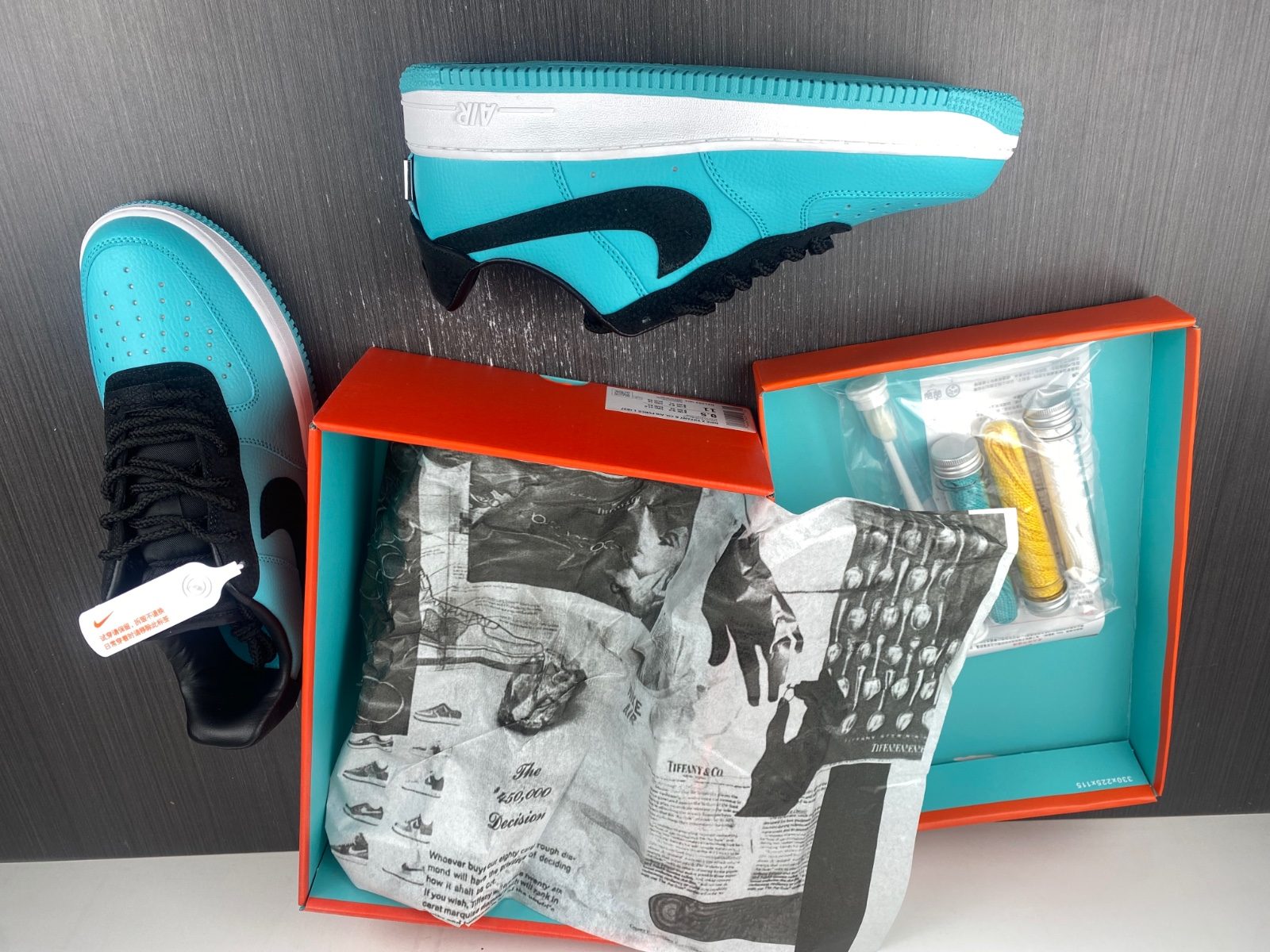 Tiffany & Co. x Nike Air Force 1 Friends and Family