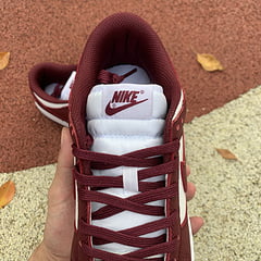 Nike Dunk Low Bordeaux