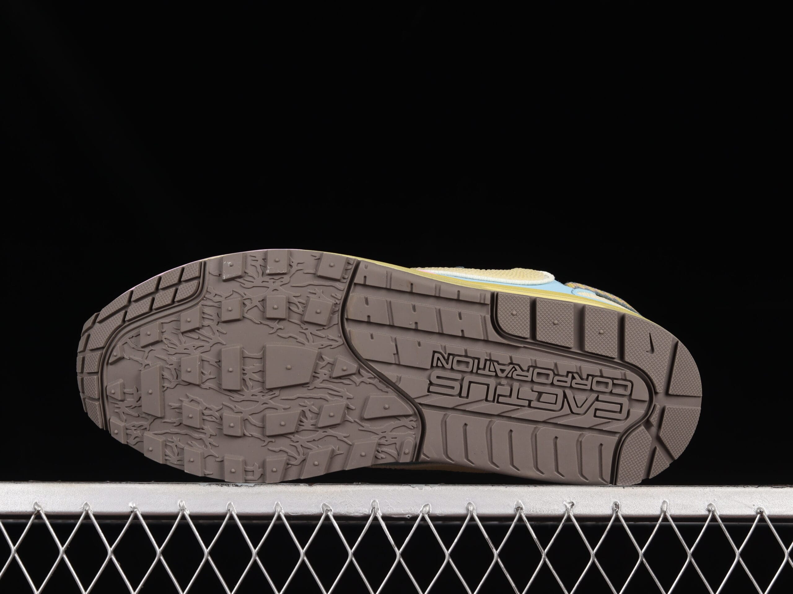 Nike Air Max 1 Travis Scott Cactus Jack Pink