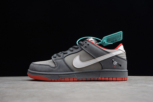 Nike SB Dunk Low Staple NYC Pigeon