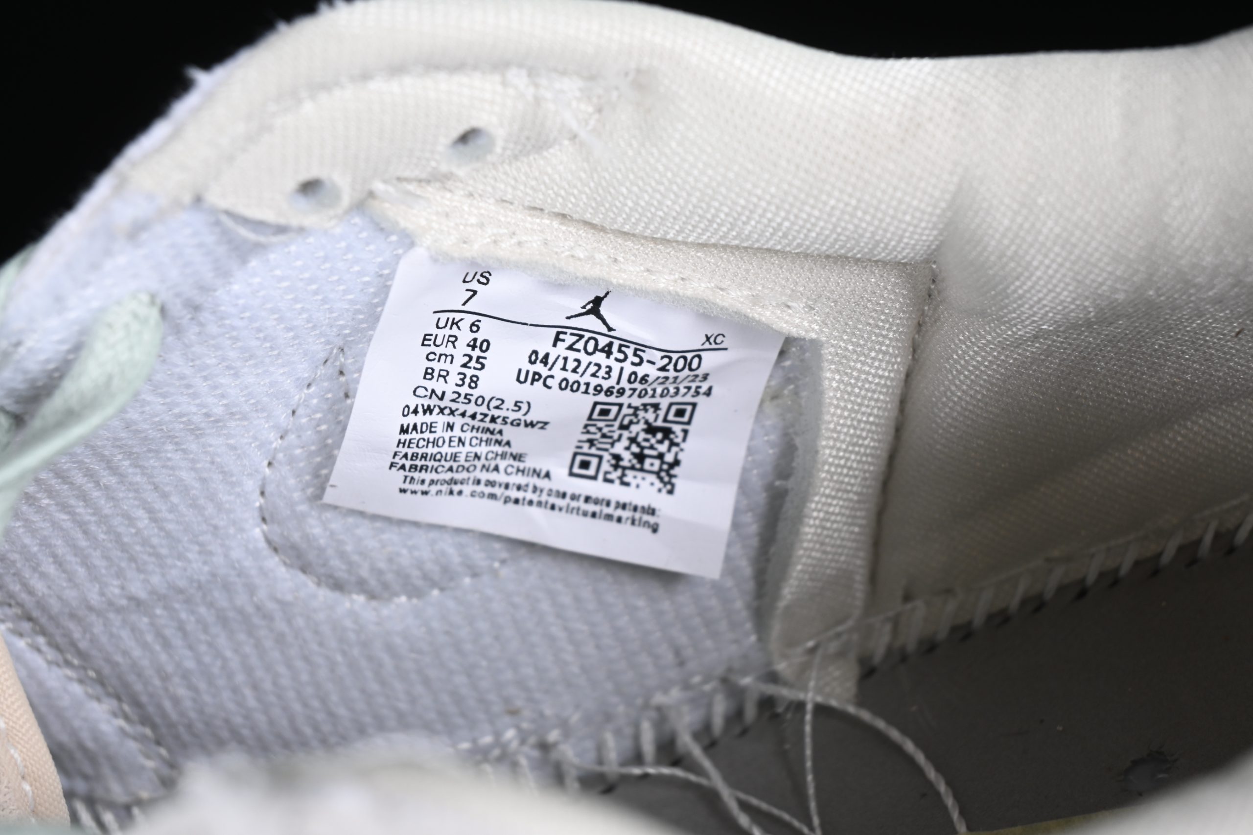 Chris Paul x Air Jordan 1 Low OG “Give Them Flowers”