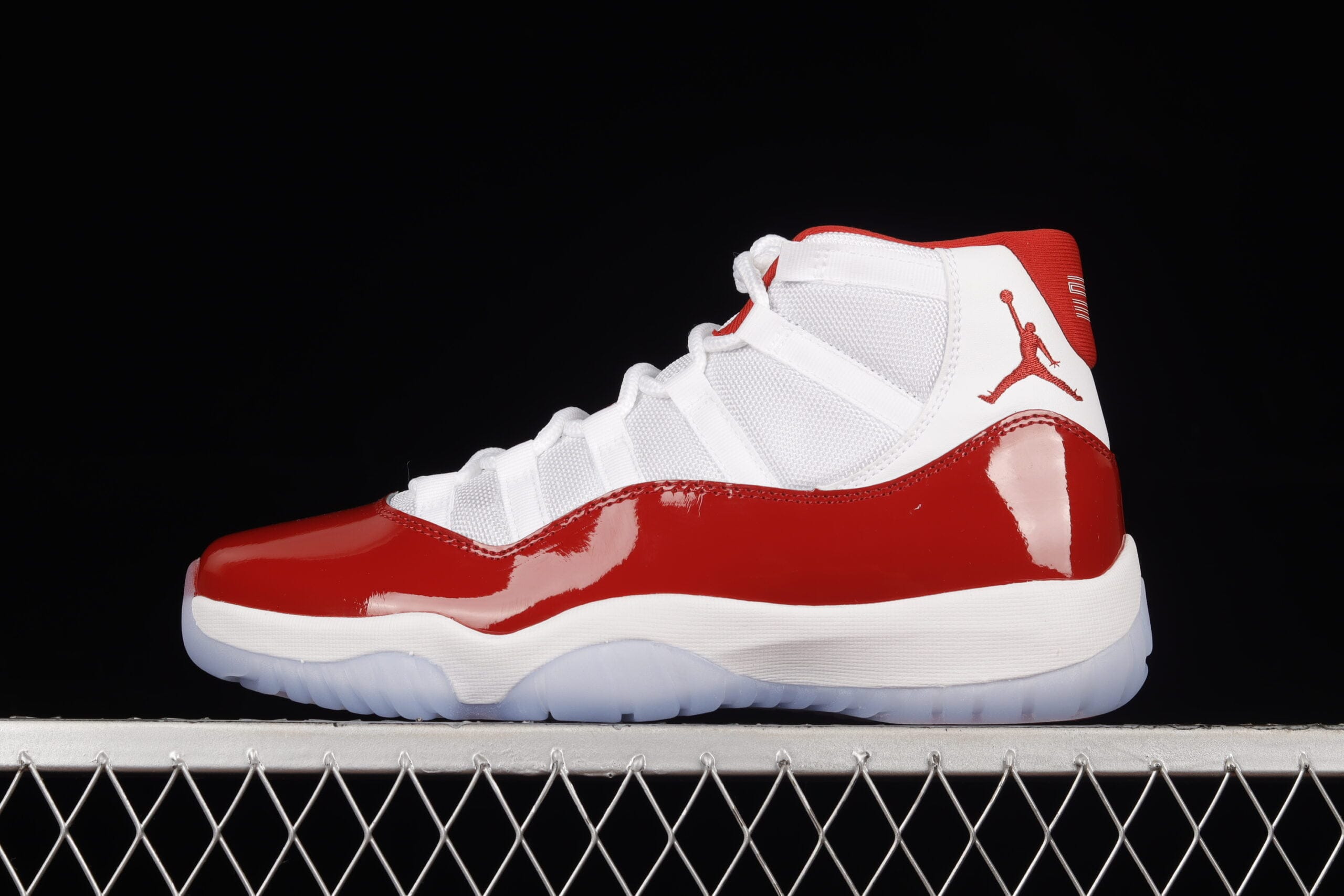Air Jordan 11 Cherry-White-Varsity Red-Black