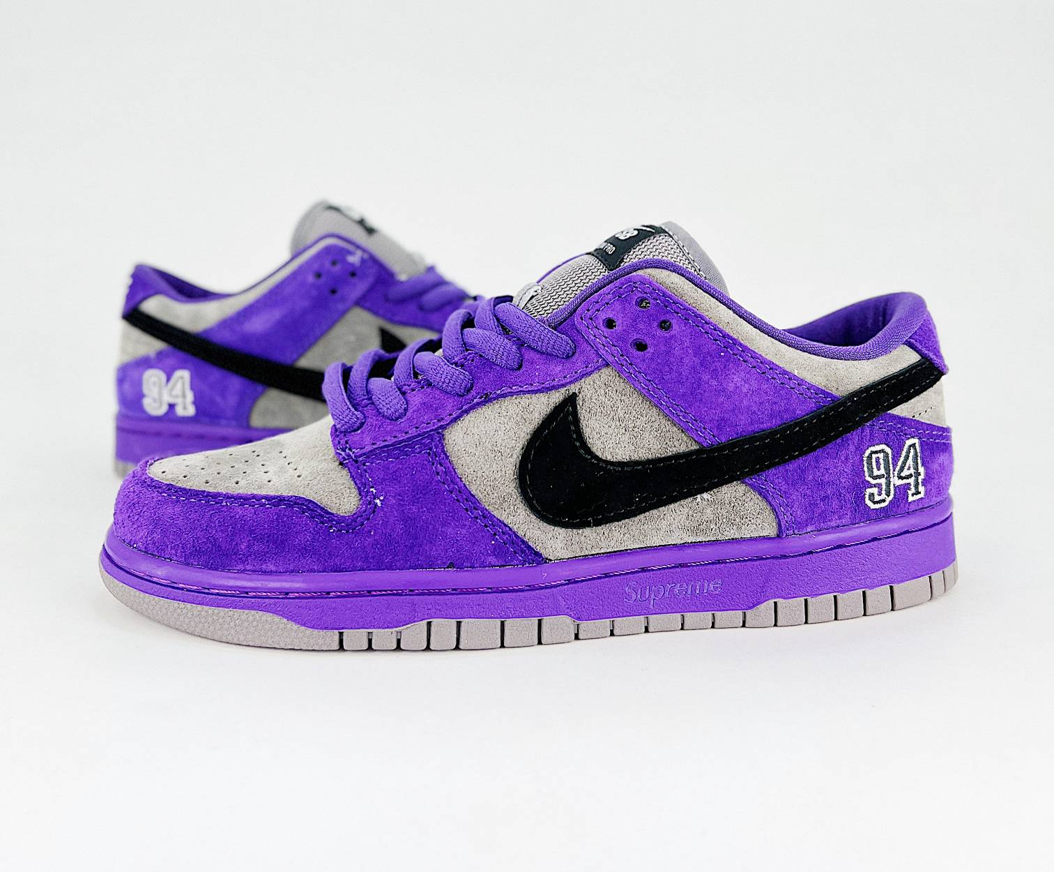 Supreme x Nike SB Dunk Low Pack Purple