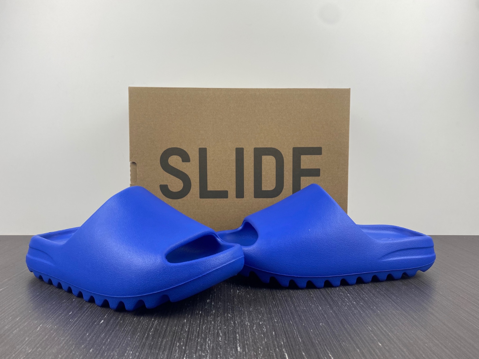 adidas Yeezy Slide Azure