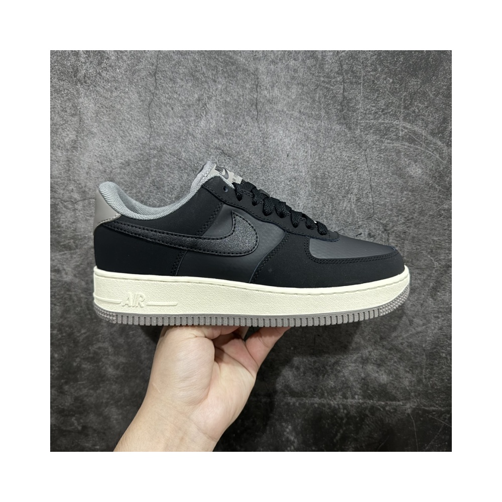 Nike Air Force 1 Low 07 