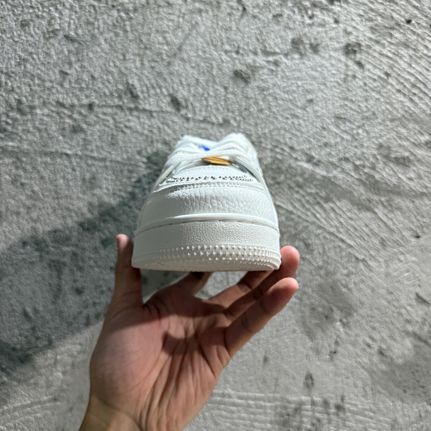 Louis Vuitton LOUIS VUITTON Trainer 2025 Early Spring Men's Series Cowhide Leather Round Toe Lace-up Low-top Sneakers Men's White