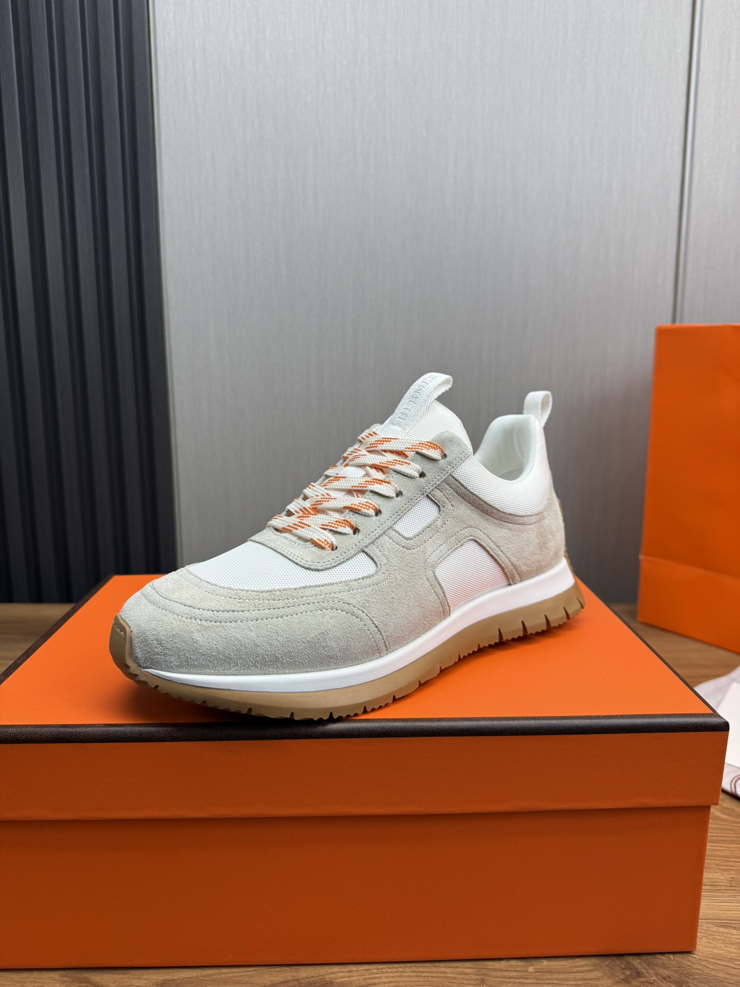 Hermes Parfums—high-end boutique