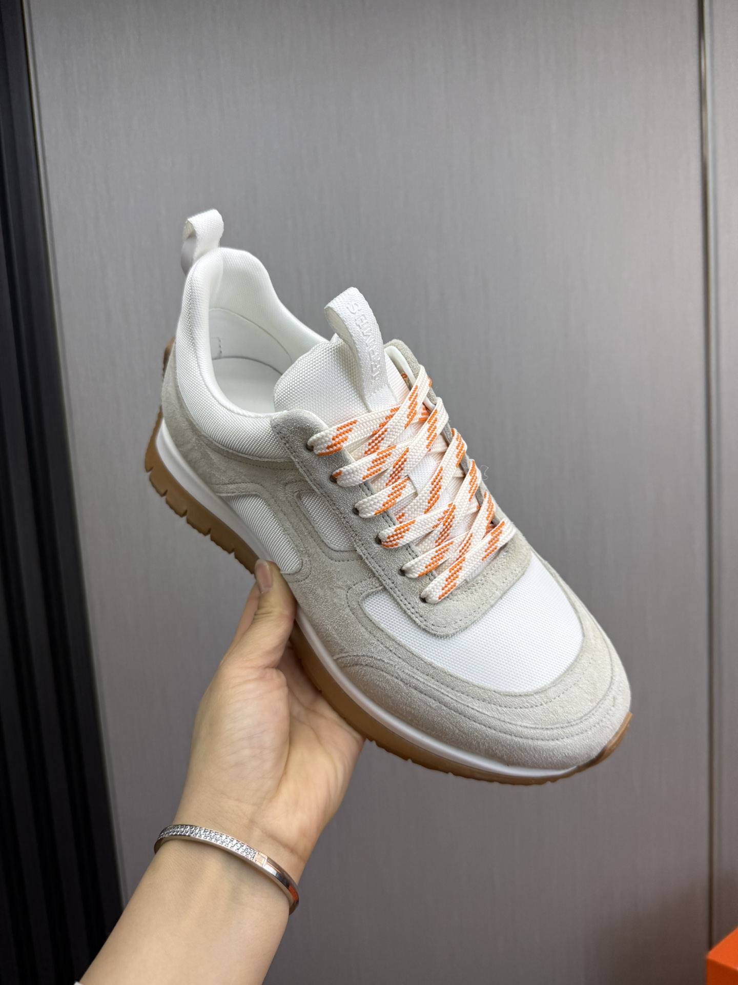 Hermes Parfums—high-end boutique