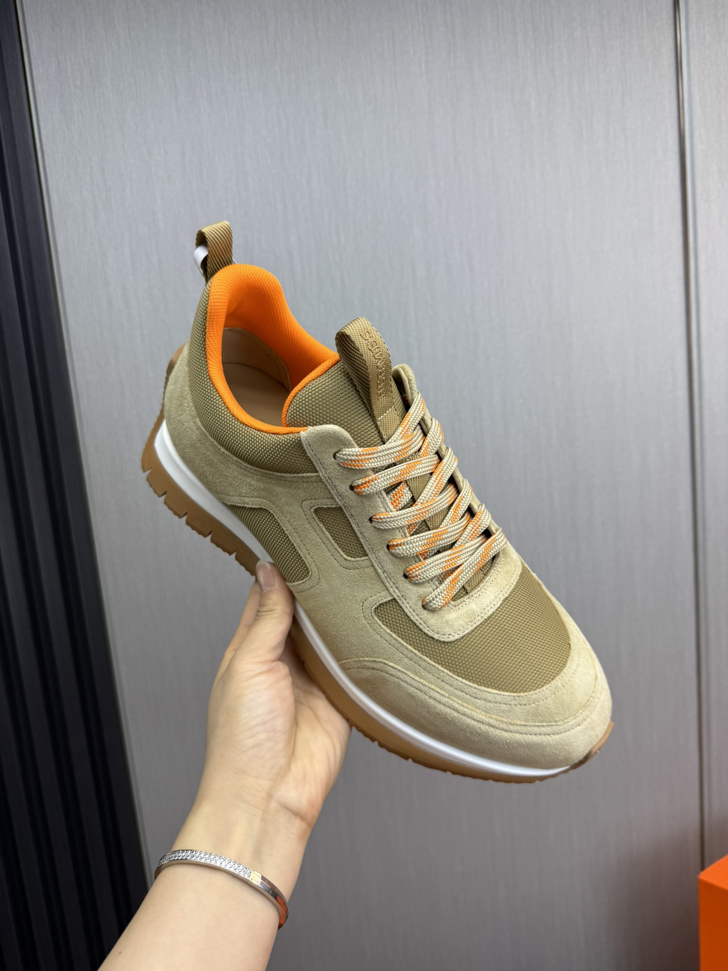 Hermes Parfums—high-end boutique