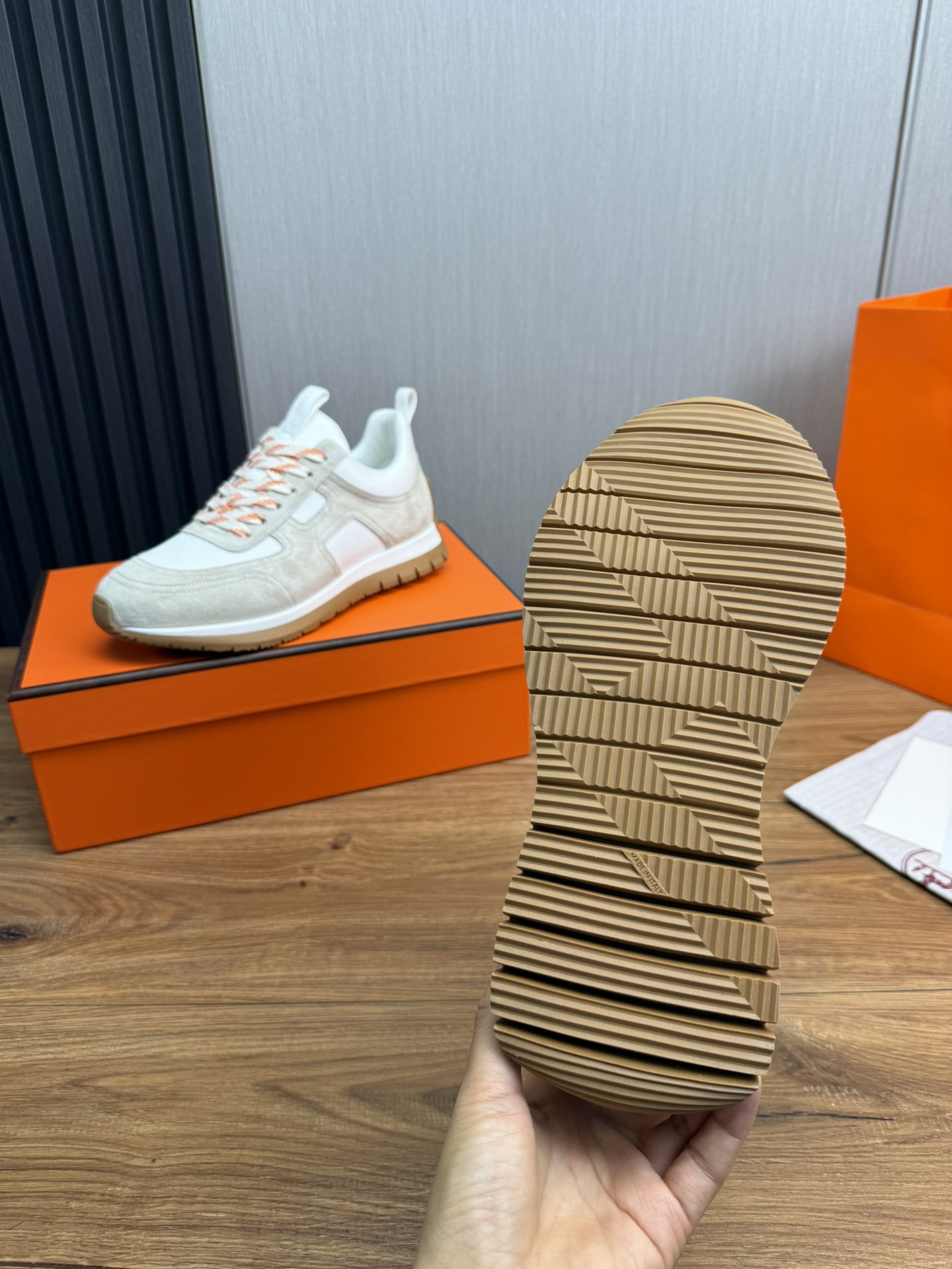 Hermes Parfums—high-end boutique