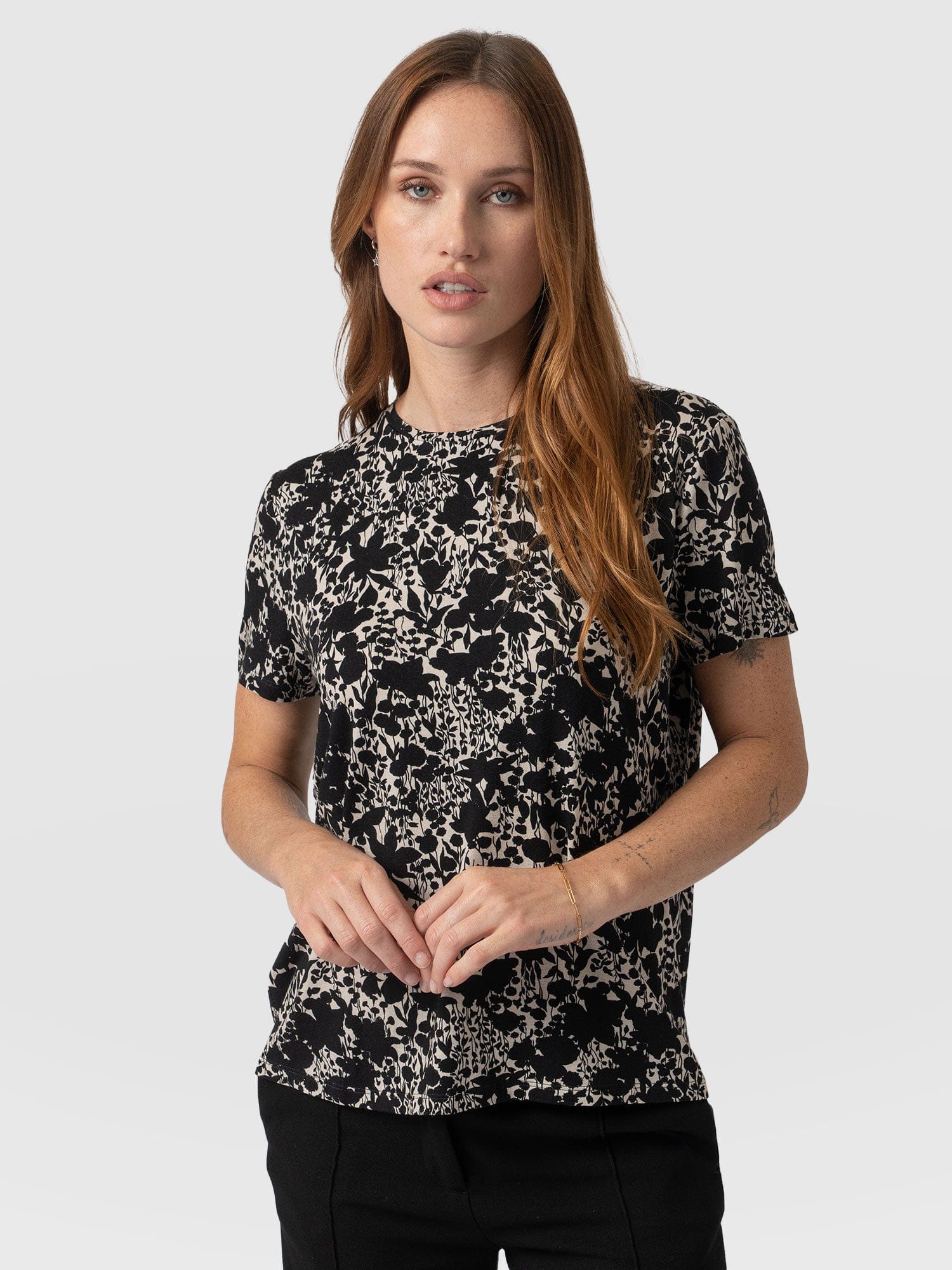 Boyfriend Tee - Black Cream Floral