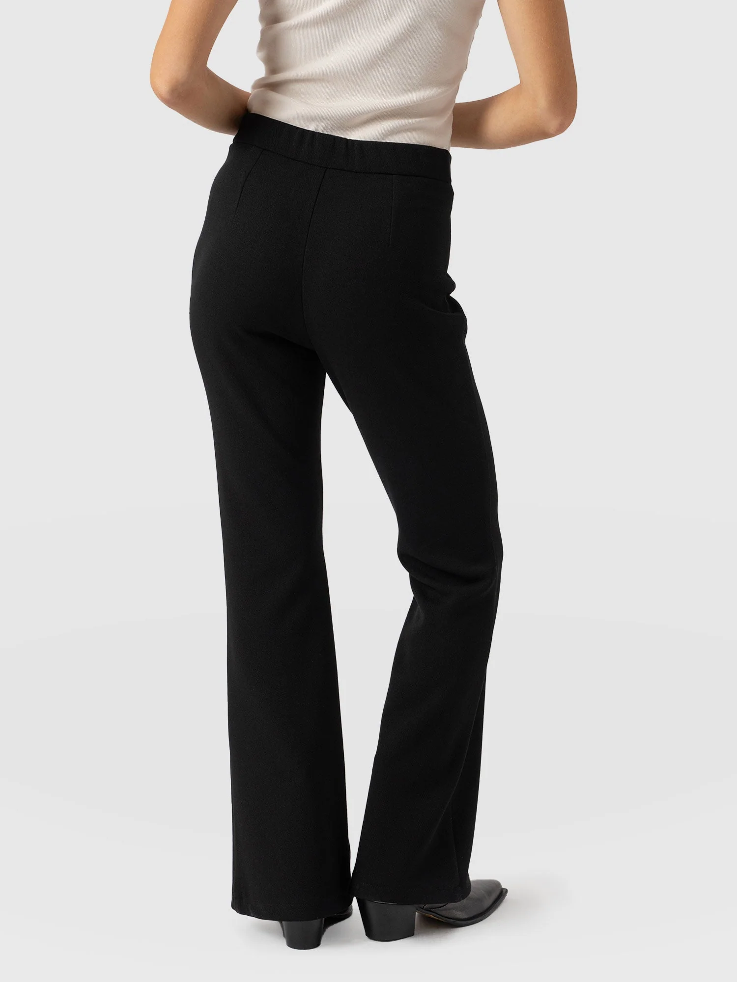 Freya Flared Pant - Black