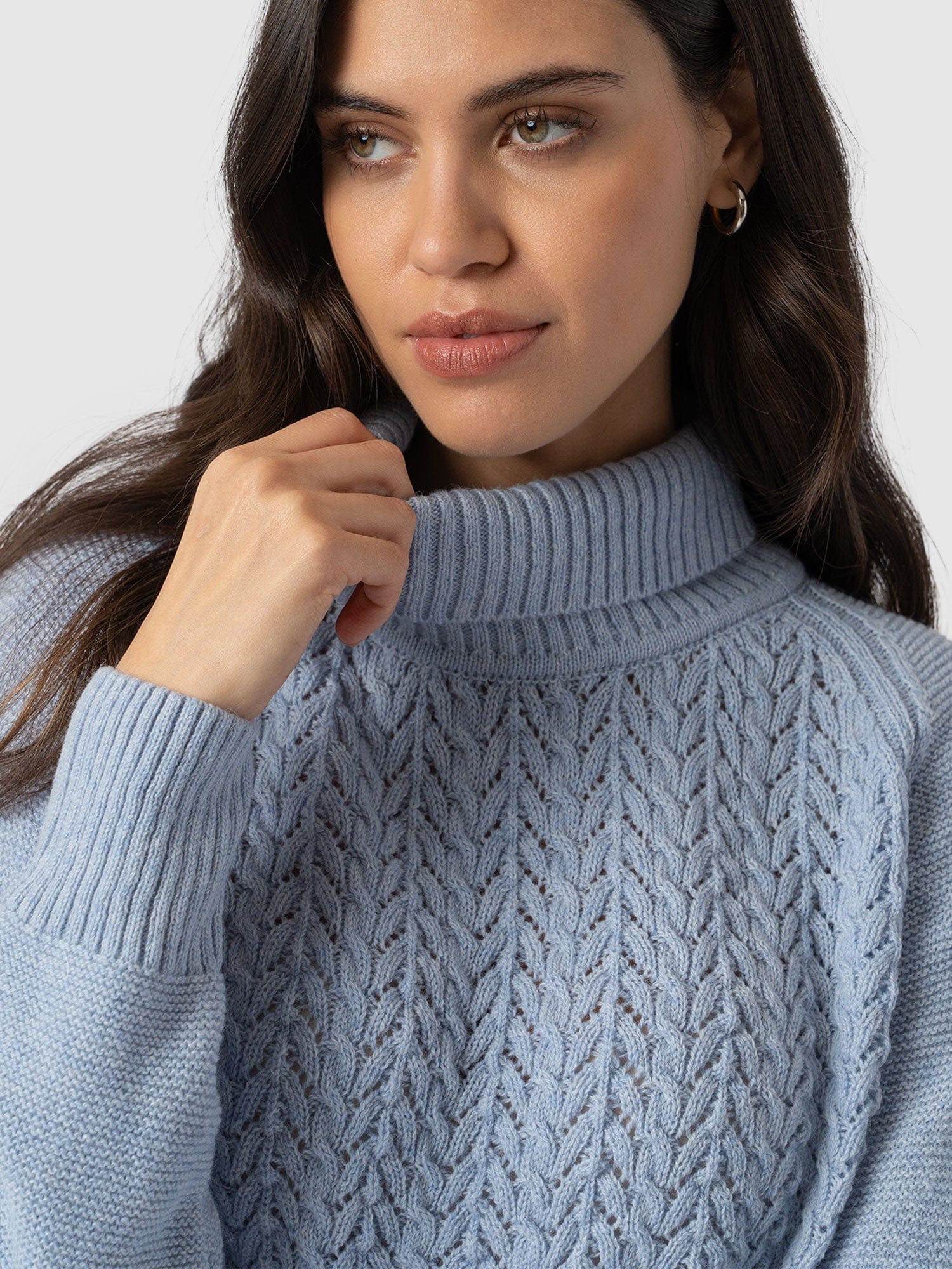 Glen Cable Knit Sweater - Pale Blue