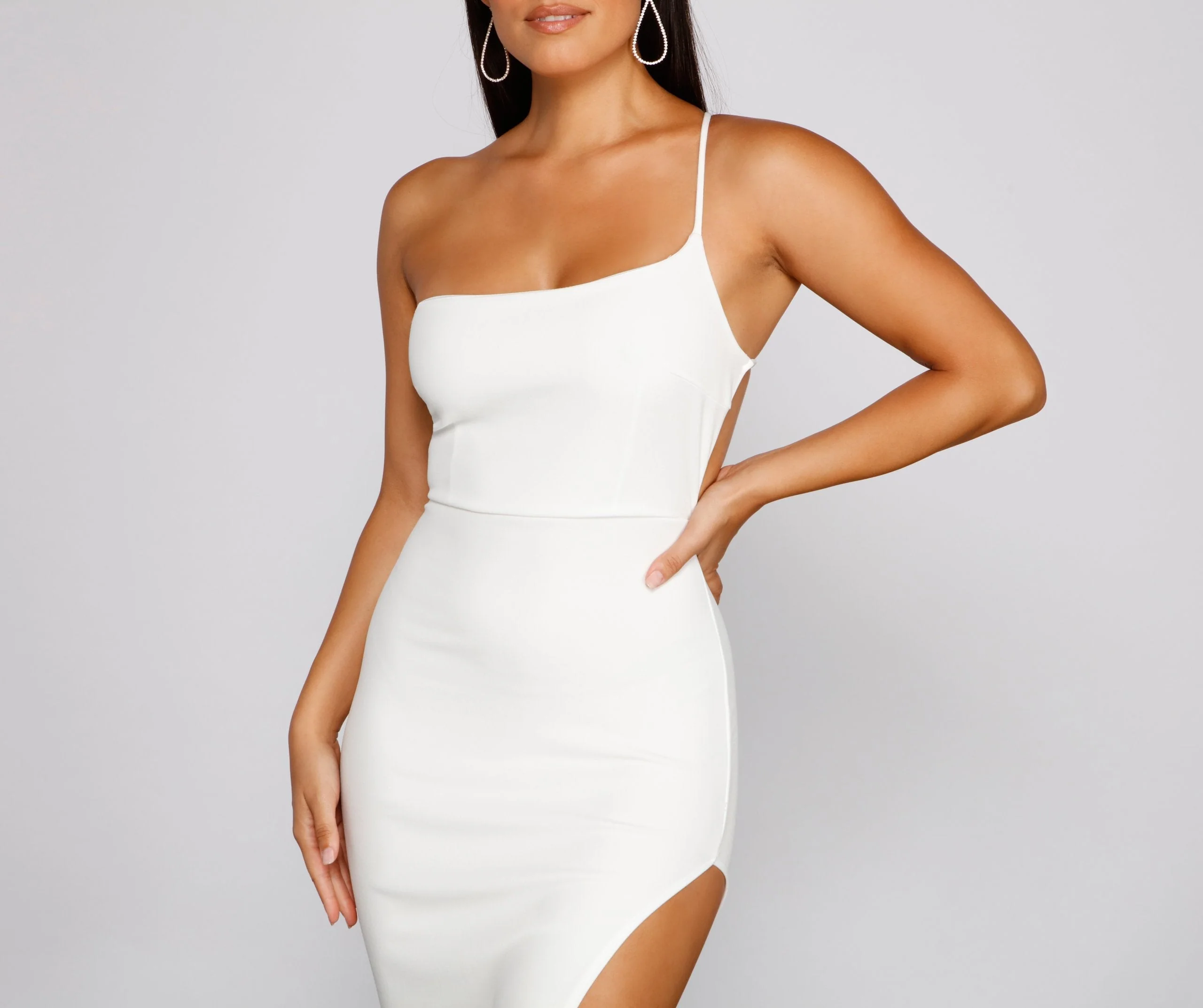 Asymmetrical One-Shoulder Formal Dress