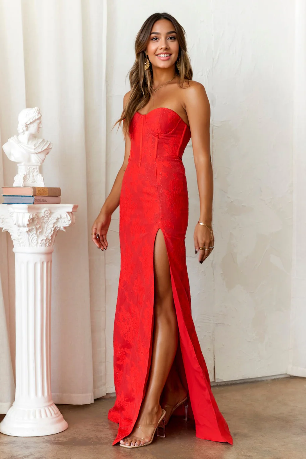 Amazing The Crowd Maxi Dress Red