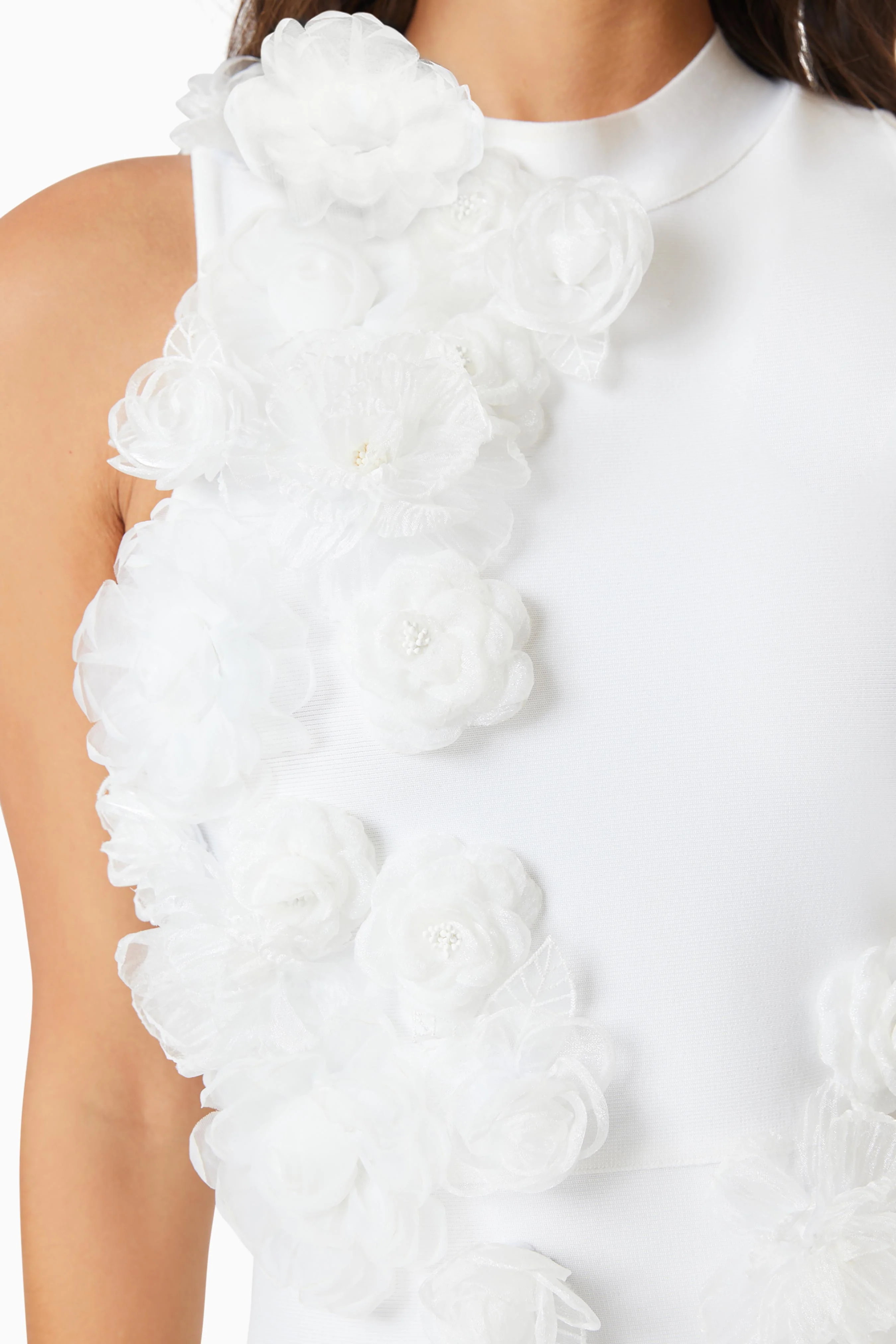 OMR x ELLIATT: Whitetail 3D Floral Midi Dress In White