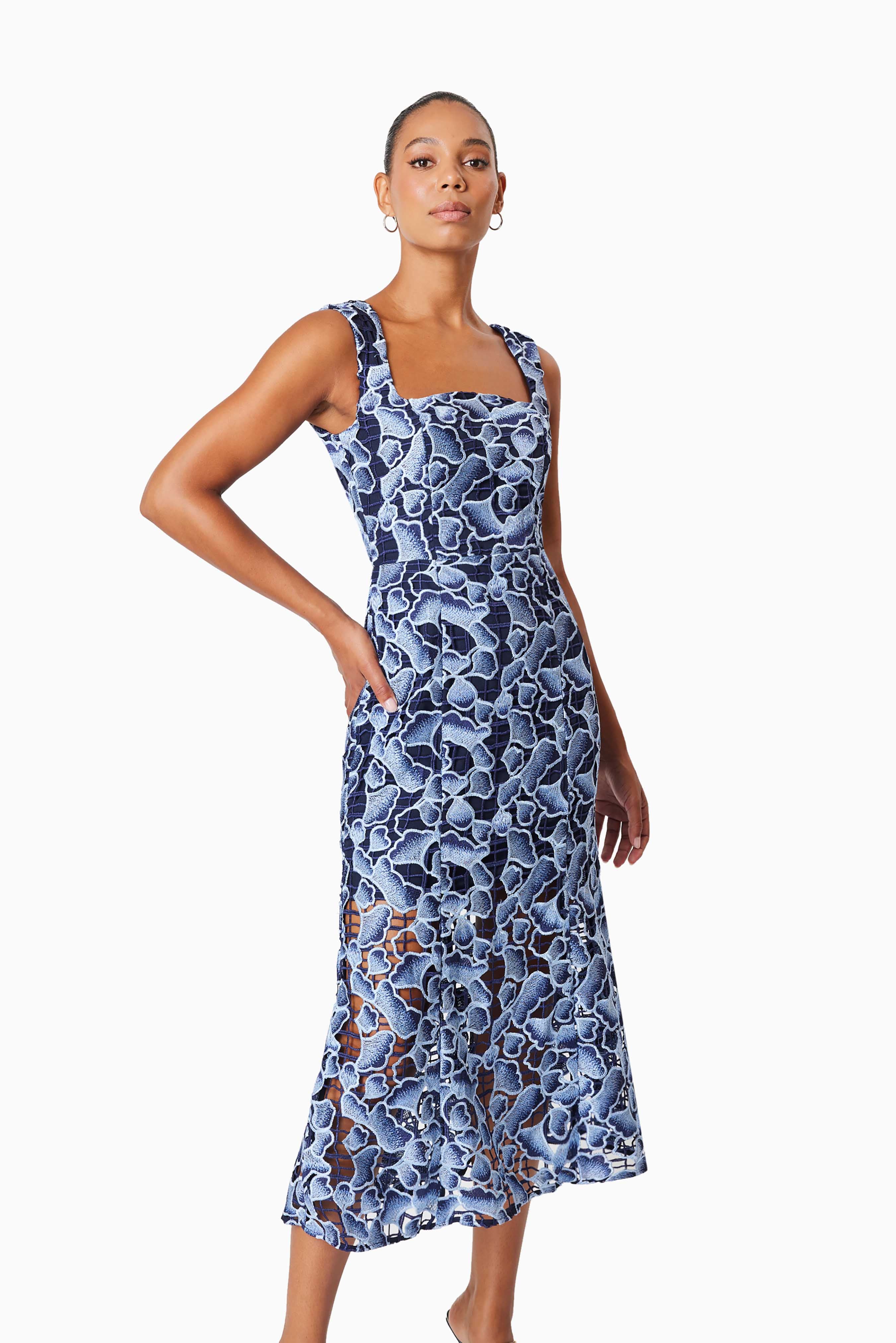 Mila Cocktail Midi Dress In Blue