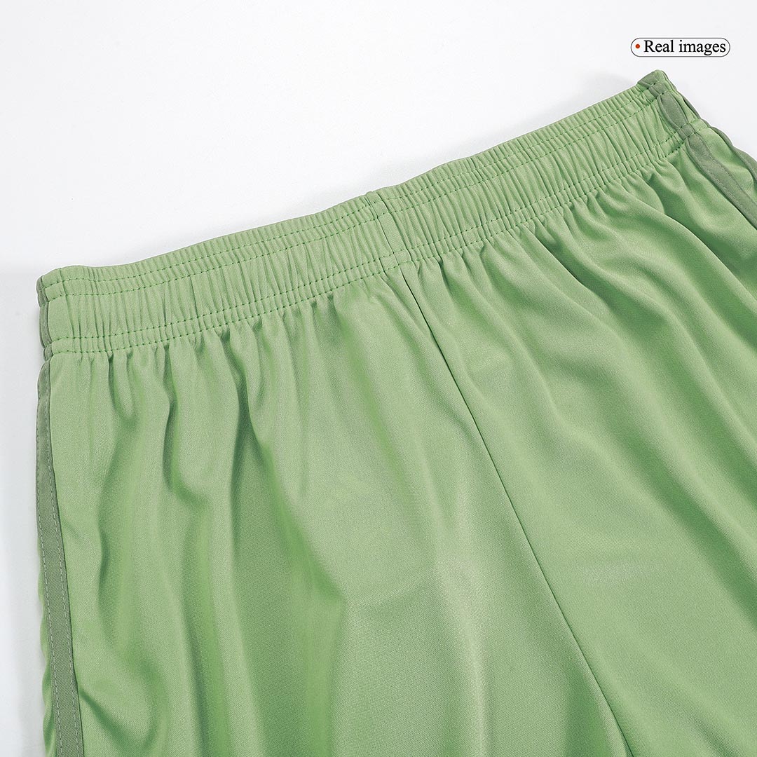 Bayern Munich Oktoberfest Shorts 2023/24