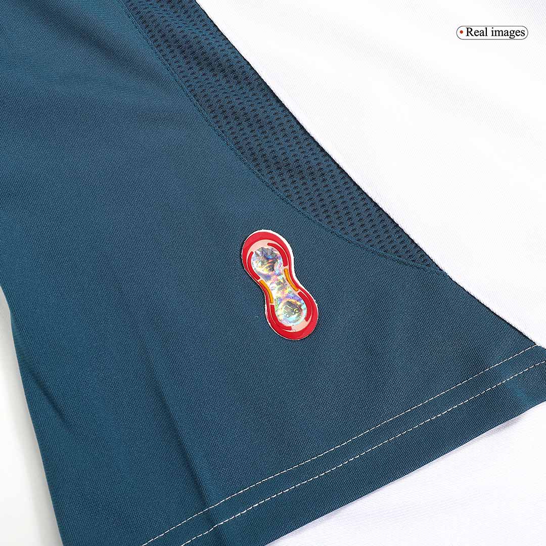 Retro Liverpool Third Jersey 2006/07