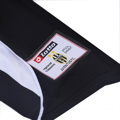Juventus Retro UCL Home Jersey 2002/03