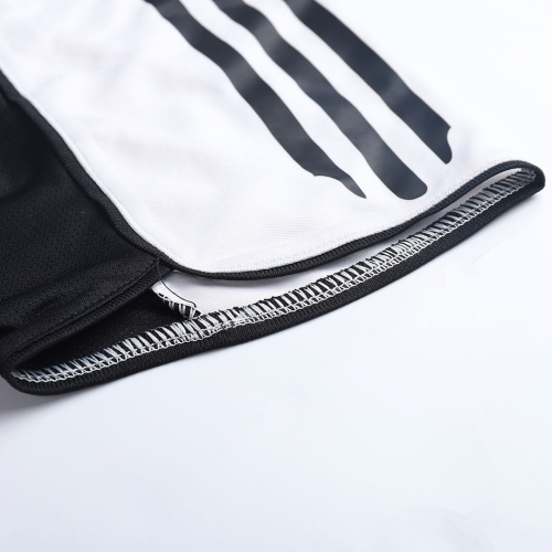 Newcastle United Retro Jersey Home 2005/06