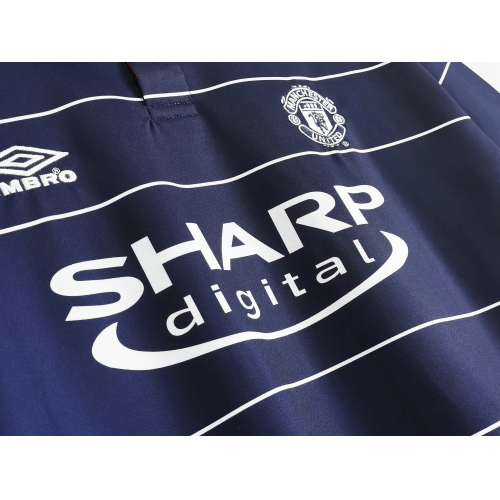 Beckham #7 Manchester United Retro Jersey Away 1999/00