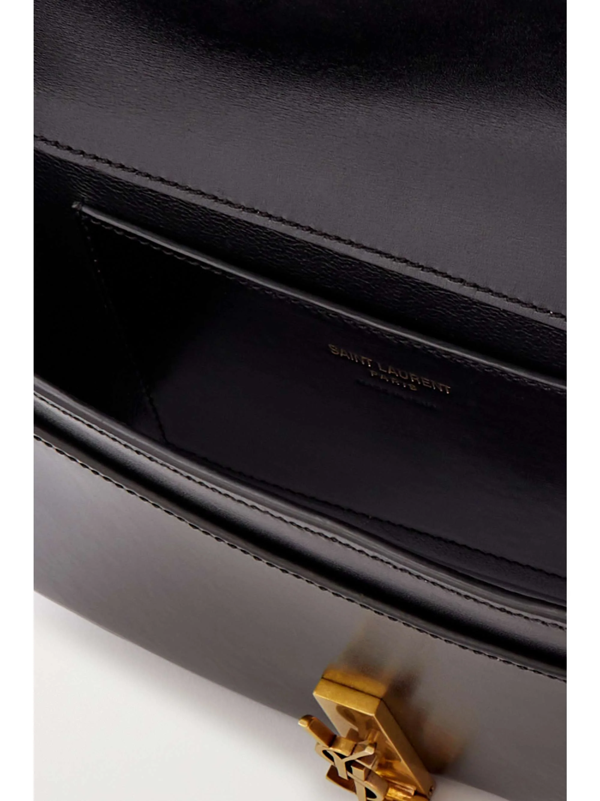 Leather shoulder bag