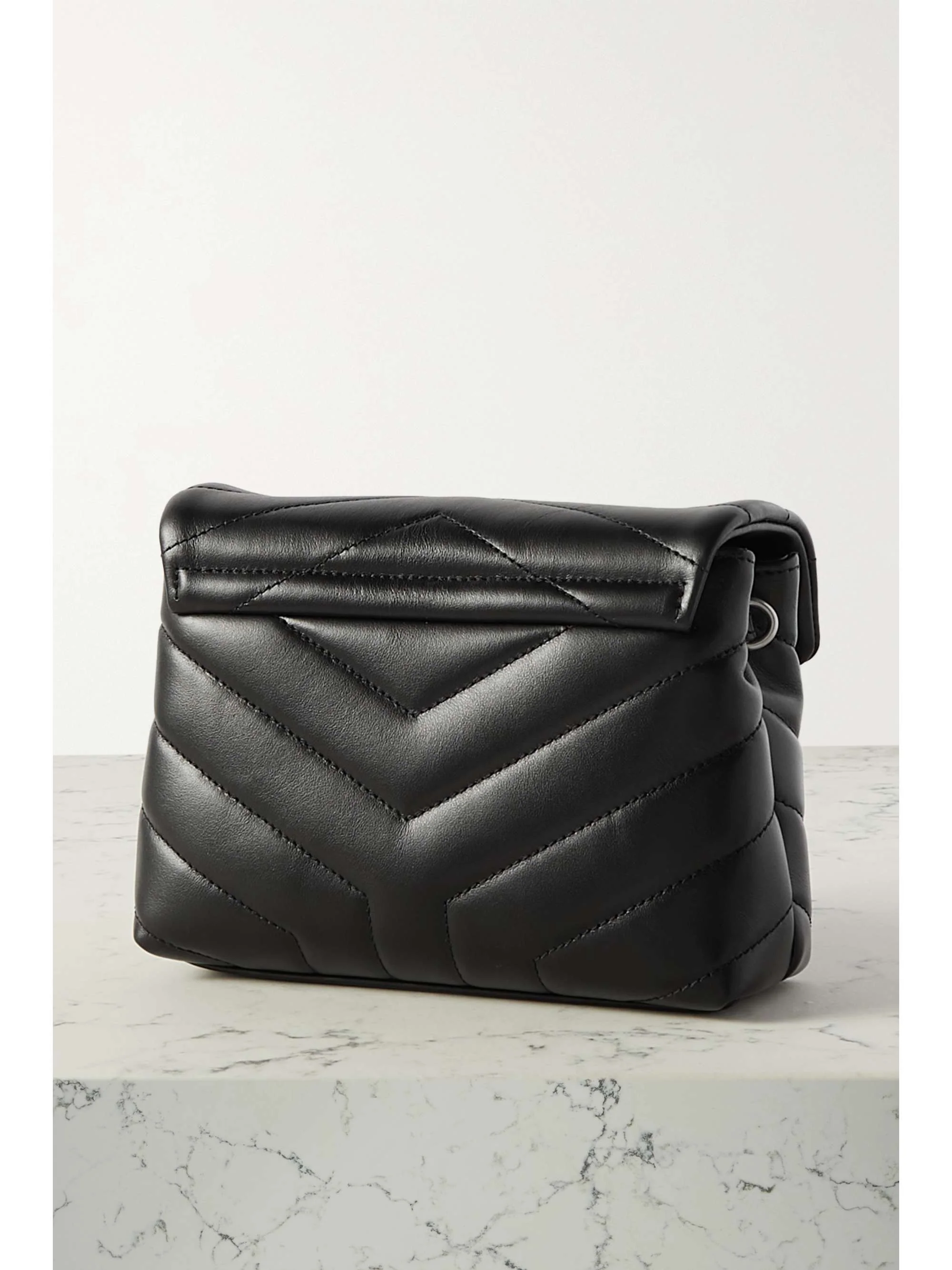 Quilted leather shoulder bag