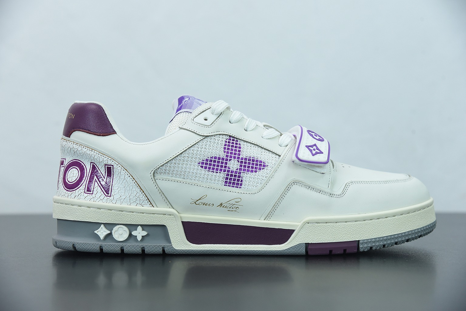 Trainer sneakers 125
