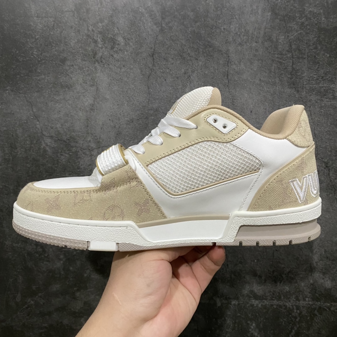 Trainer sneakers 15