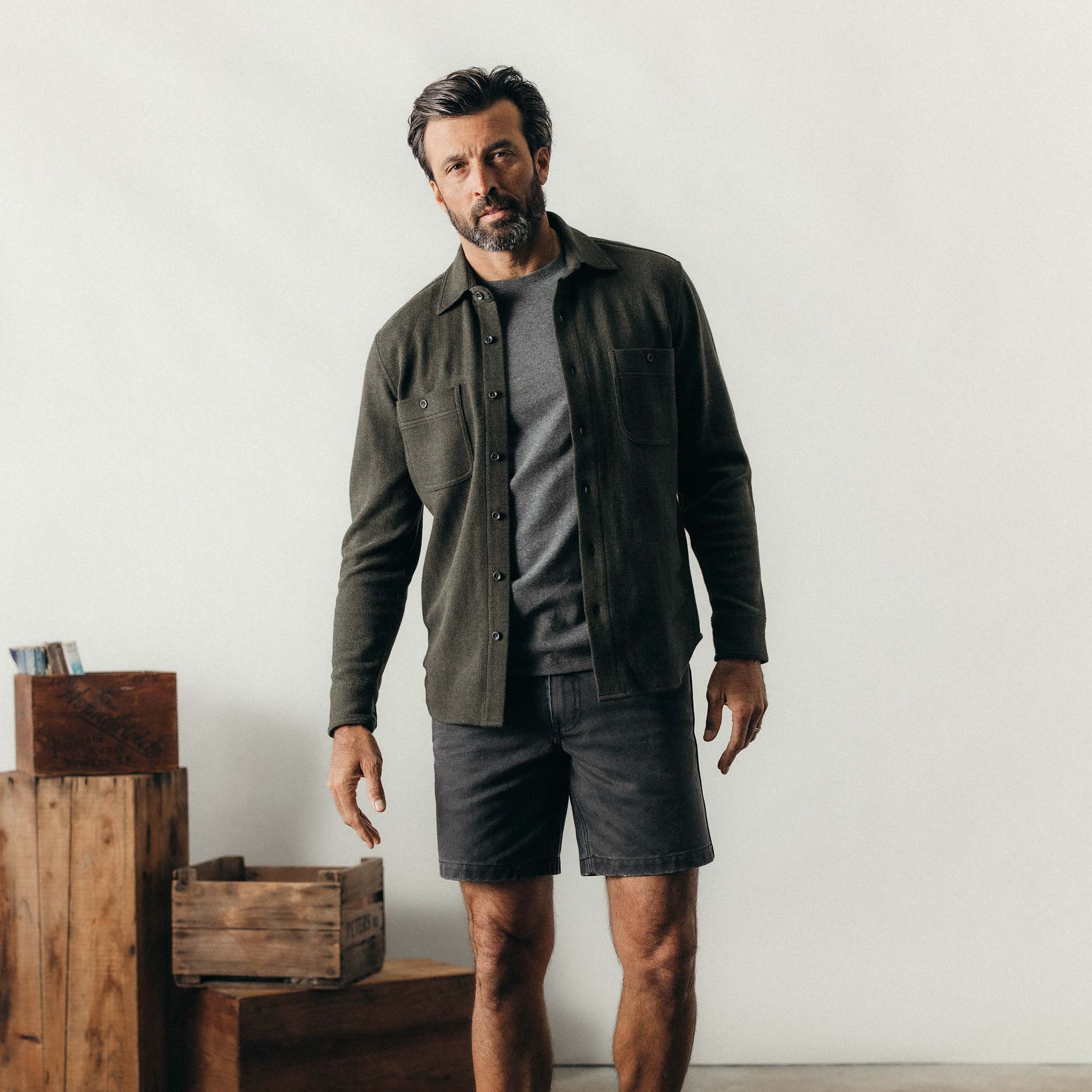 The Coastline Knit Shirt in Heather Army