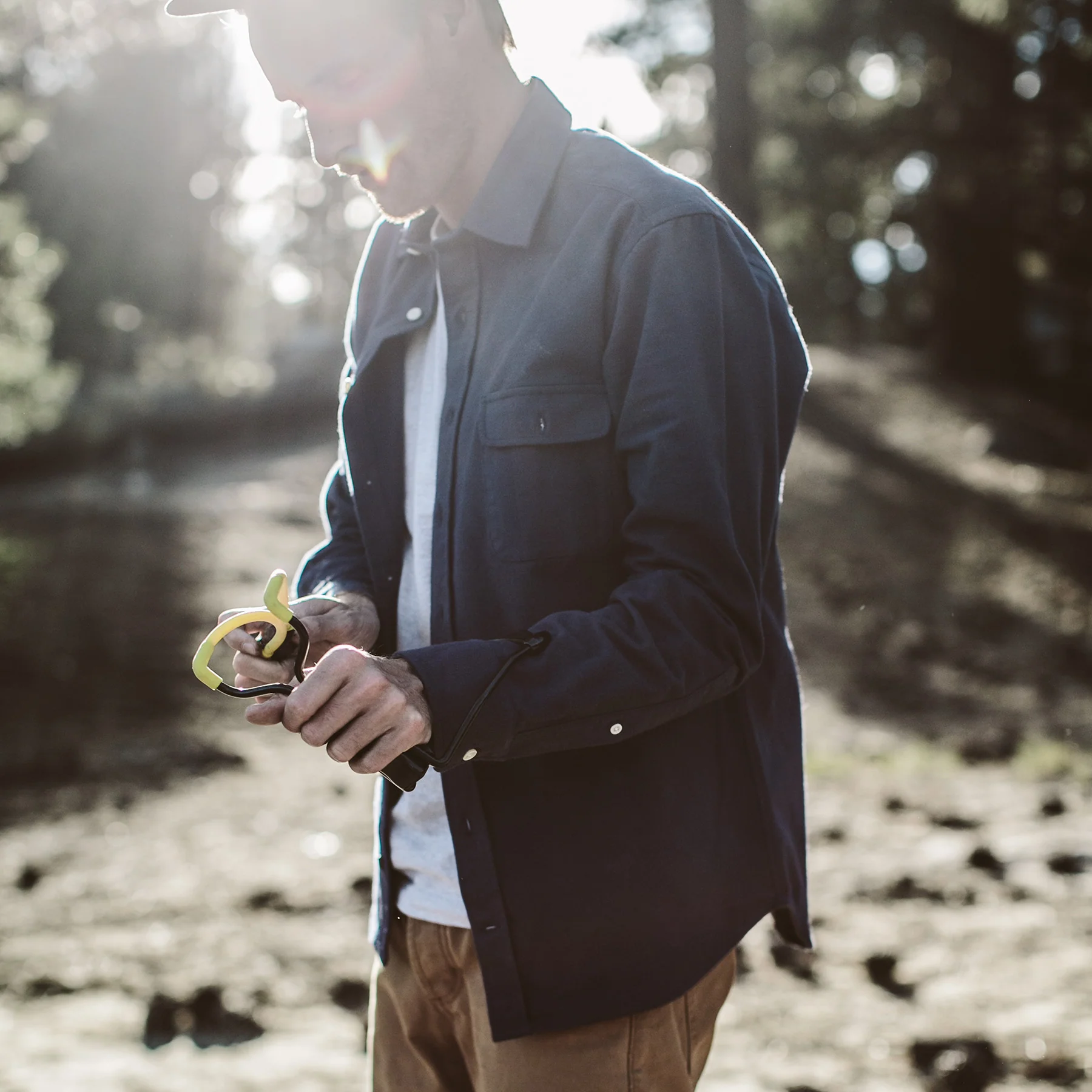The Yosemite Shirt in Navy