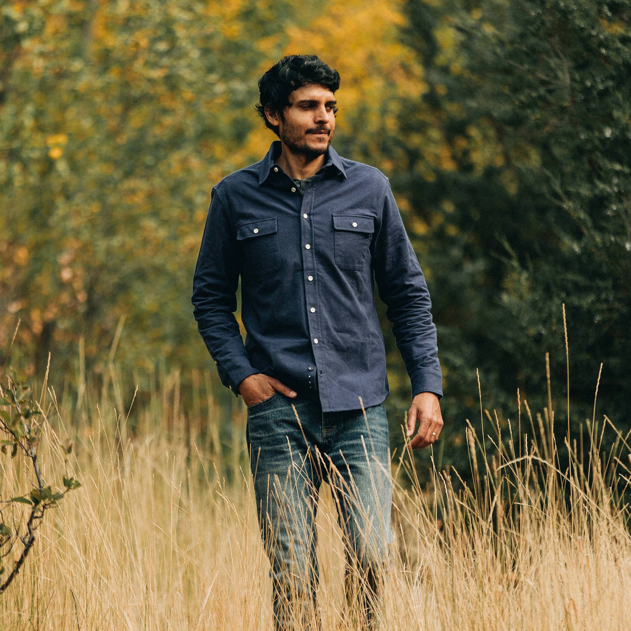 The Yosemite Shirt in Navy