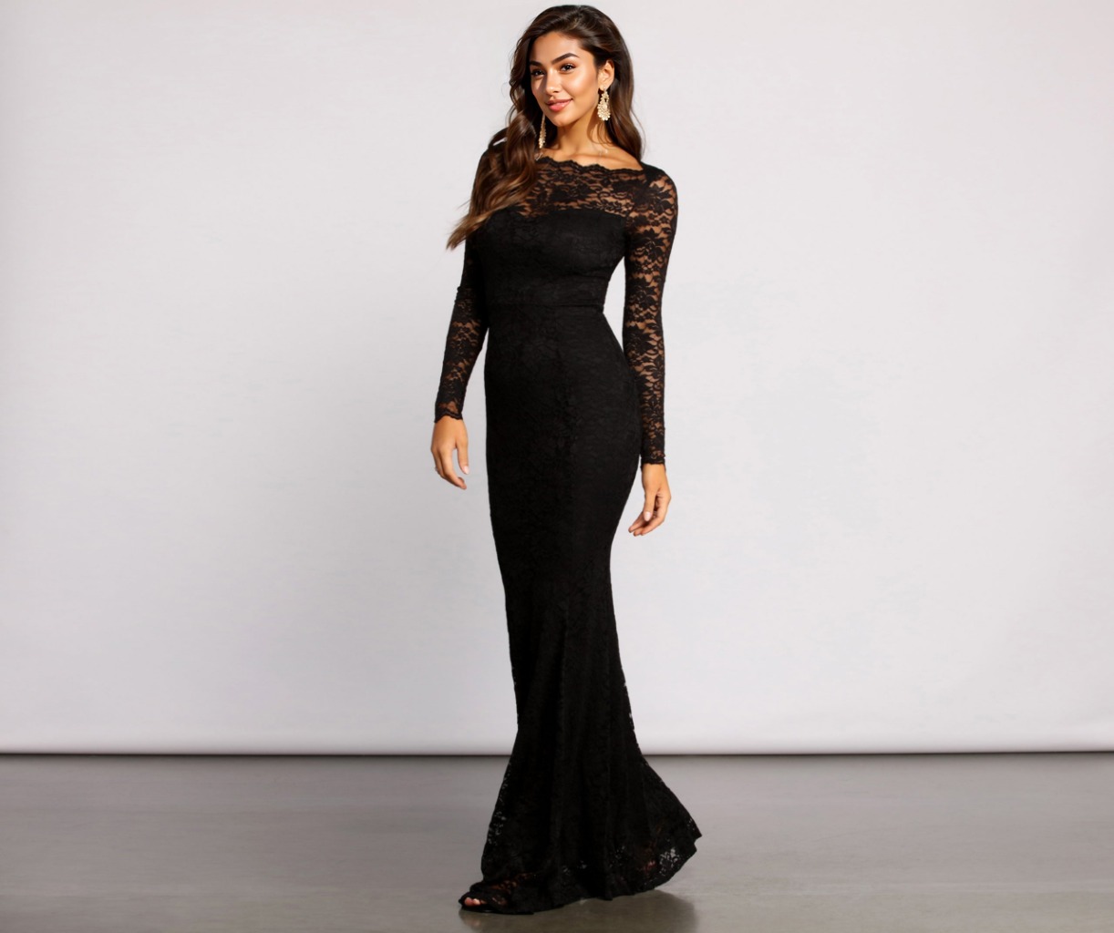 Priscilla Scalloped Lace Boat Neck Mermaid Dress