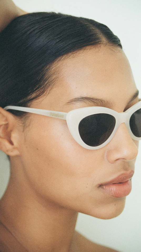 Kikodress - Ochre Lane Isla Sunglasses - Nude