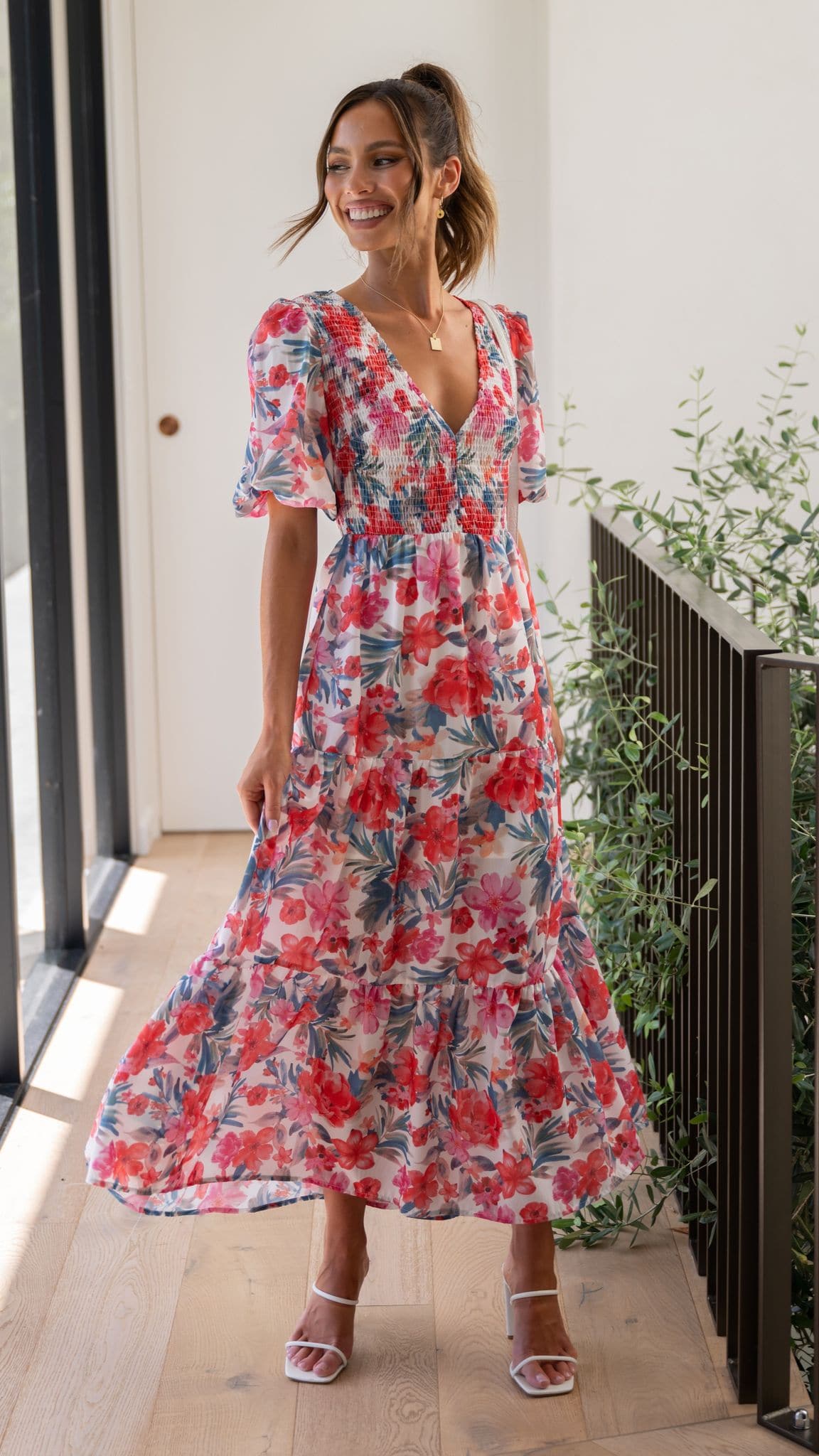 Kikodress - Samilla Maxi Dress - White/Pink Floral