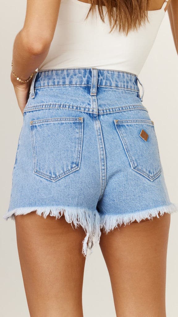 Kikodress - Abrand High Relaxed Short- Esmerelda