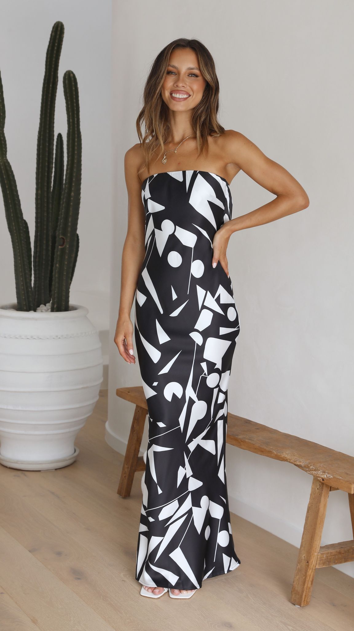 Kikodress - Ginah Maxi Dress - Black/White