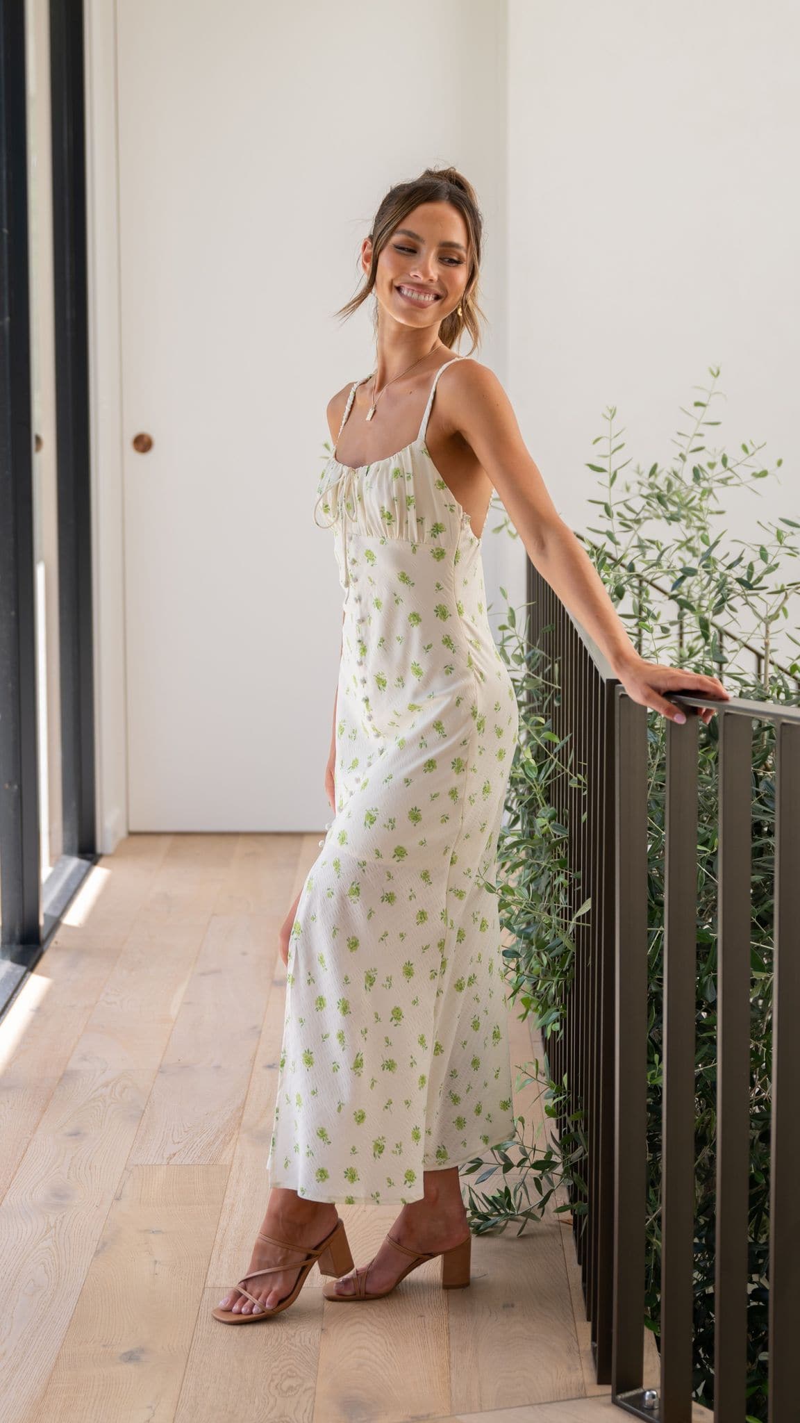 Kikodress - Polly Midi Dress - Green Floral