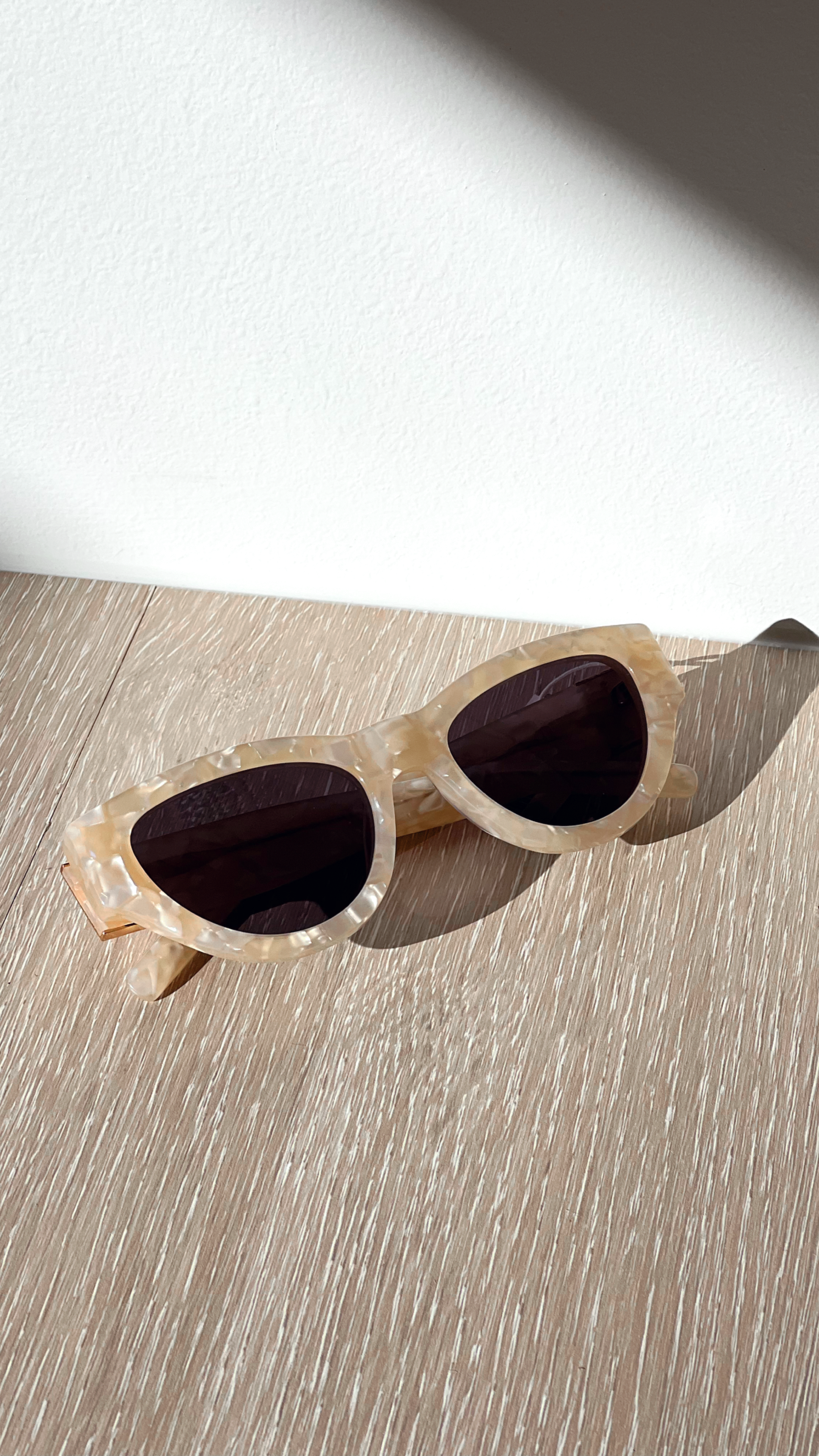 Kikodress - The Carla Sunglasses - Pearl Tortoise