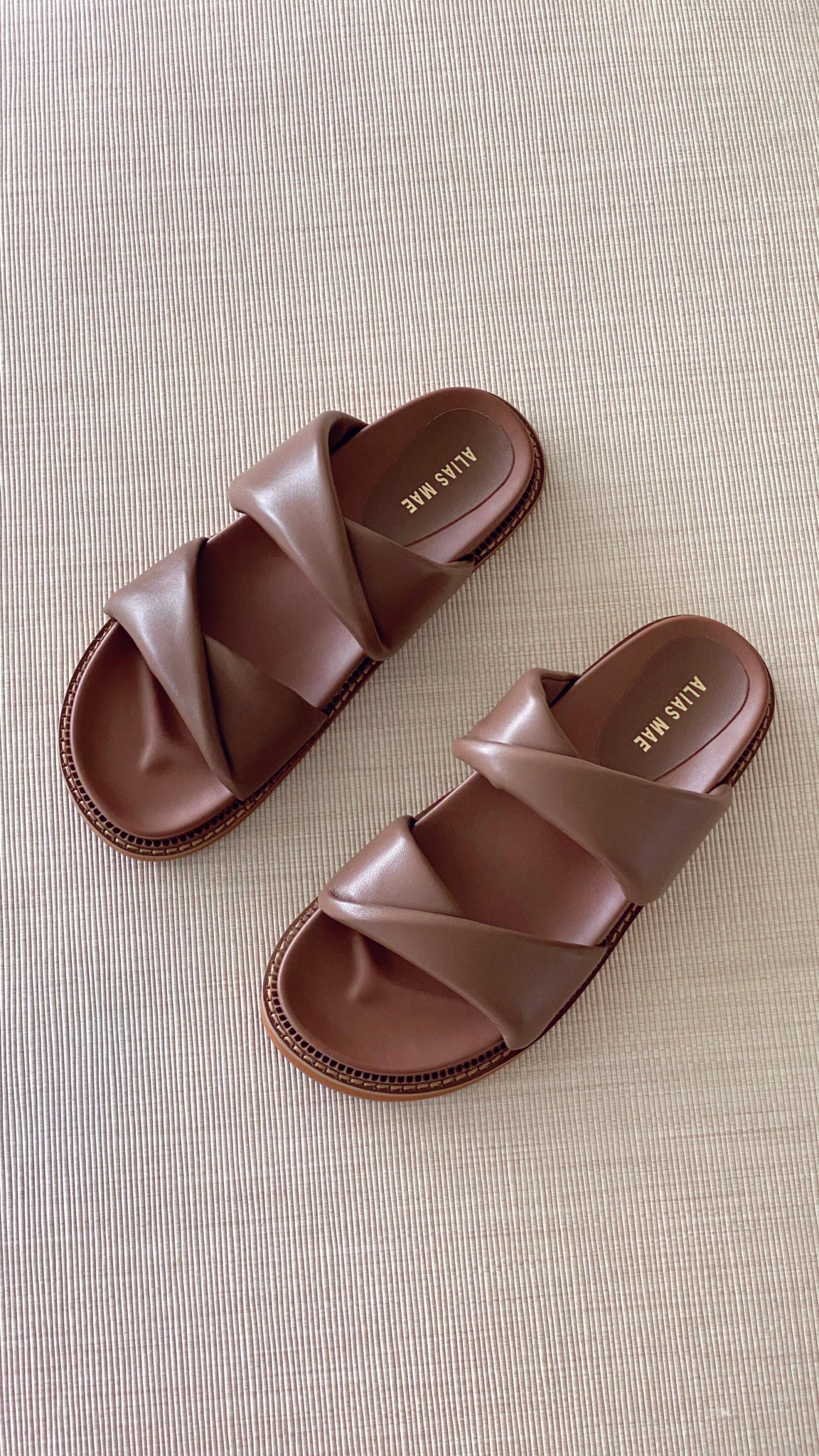 Kikodress - Alias Mae Paris Slide - Coffee Leather
