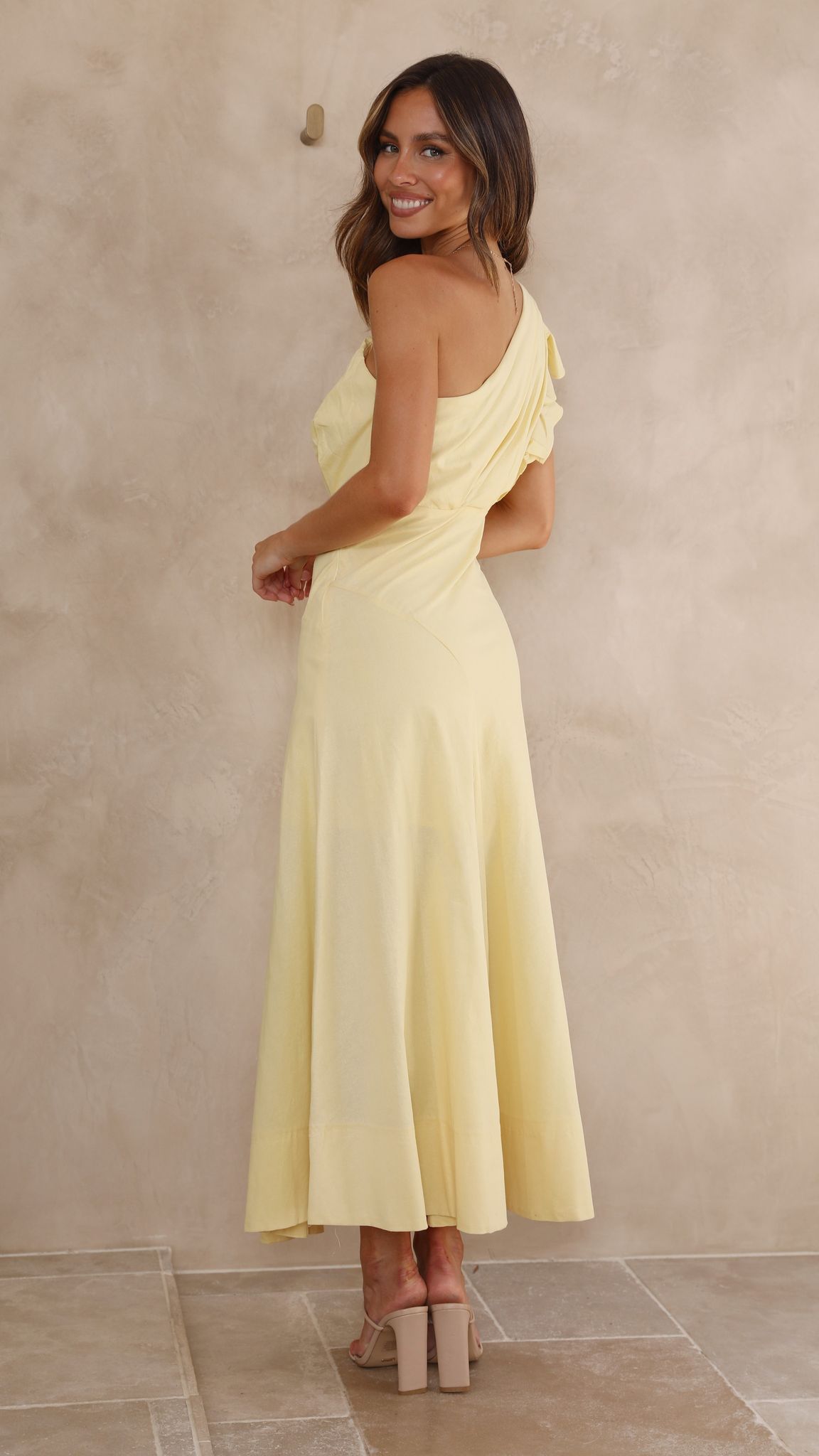 Kikodress - Stassie Midi Dress - Butter