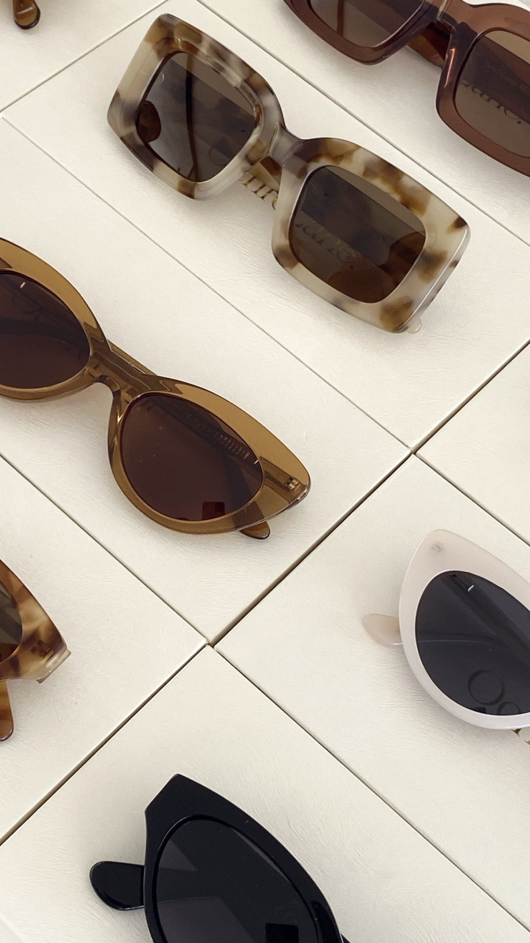 Kikodress - Ochre Lane Belle Sunglasses - Blonde Tort