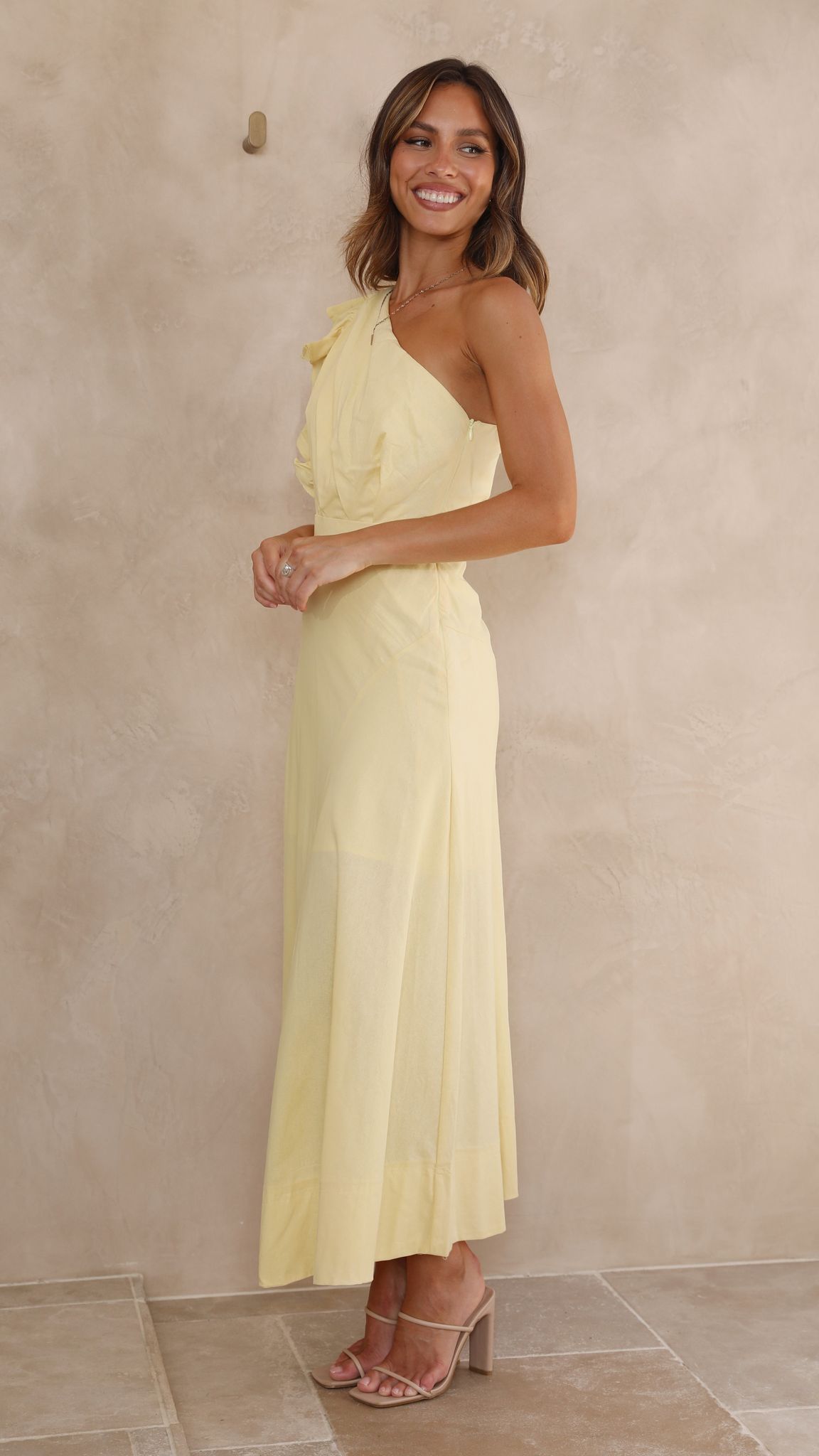 Kikodress - Stassie Midi Dress - Butter