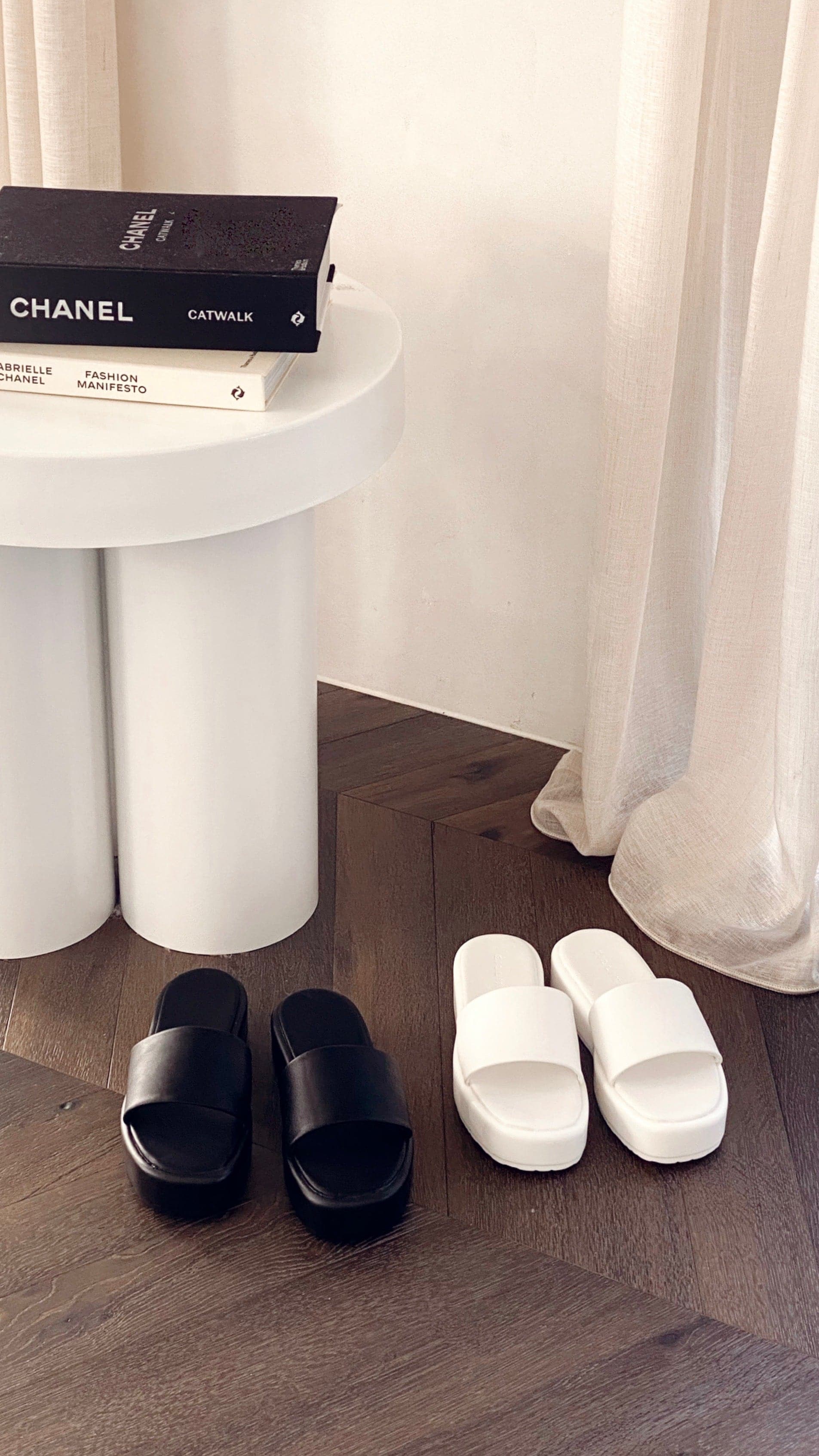 Kikodress - Karlo Slide - Black