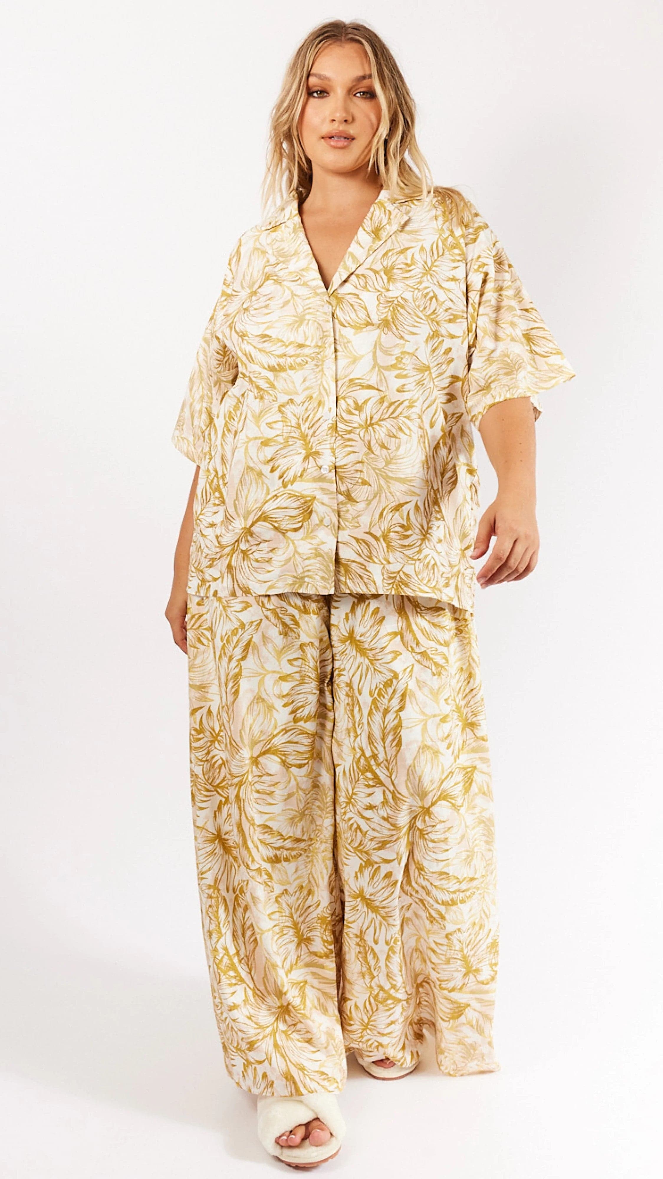 Kikodress - Tijuana Pants - Gold Leaf Print