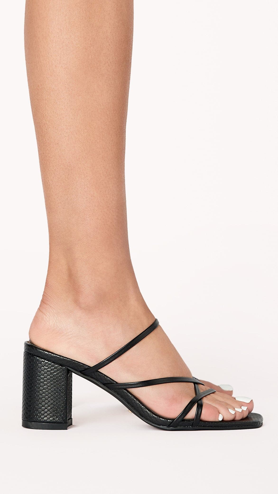 Kikodress - Yadria Heel - Black Scale