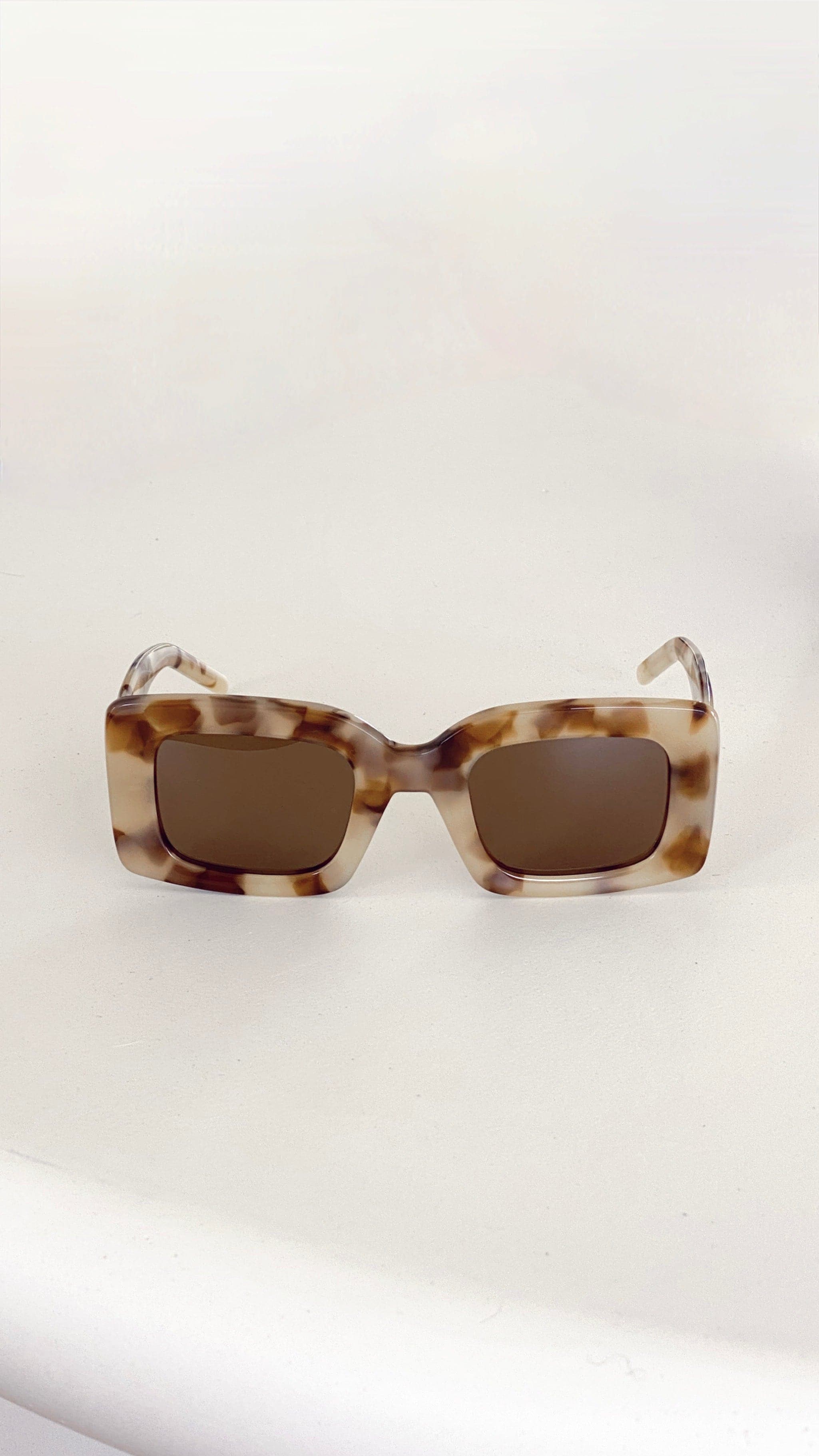 Kikodress - Ochre Lane Belle Sunglasses - Blonde Tort